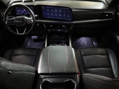 2025 Chevrolet Suburban RST