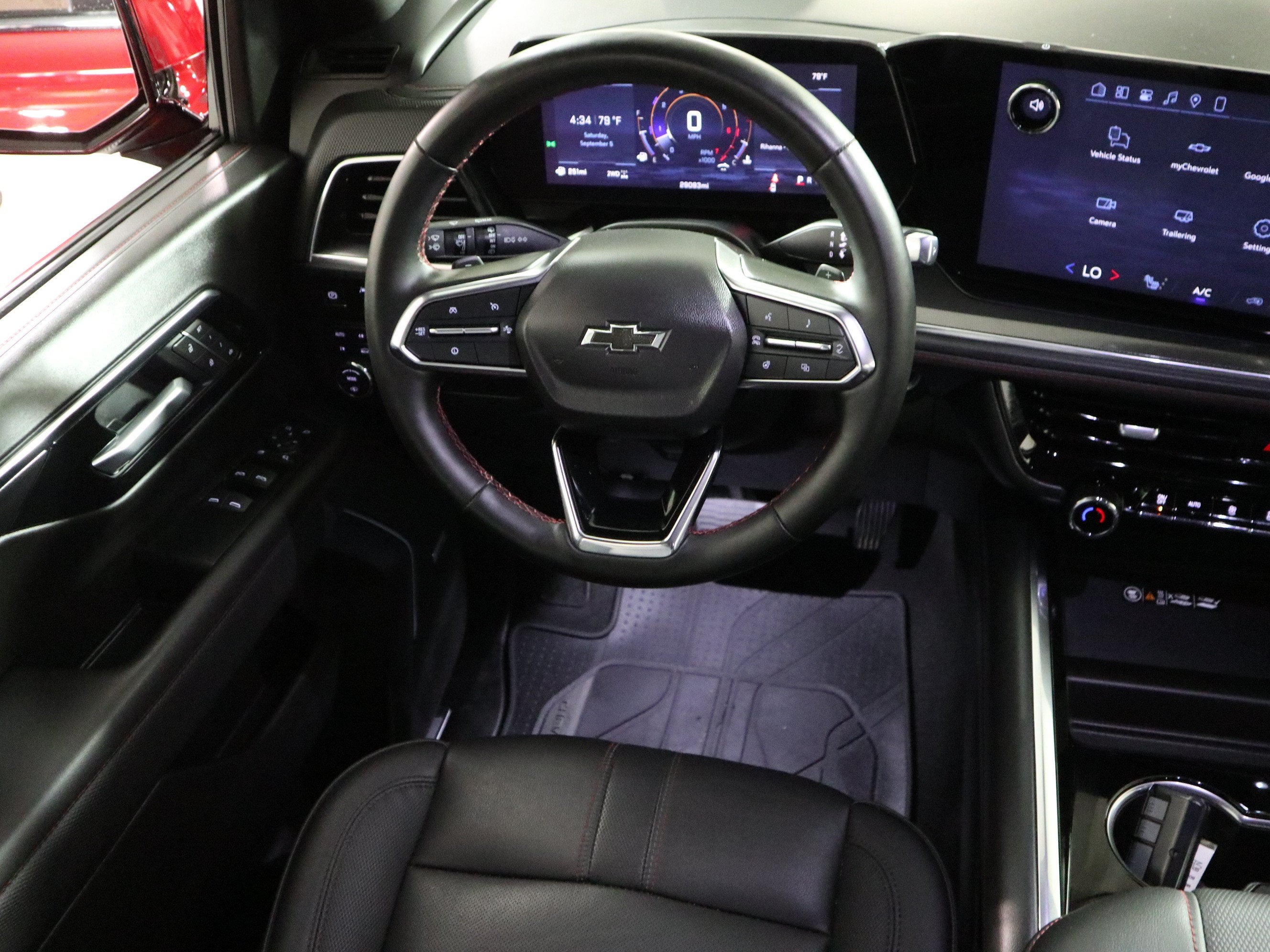 2025 Chevrolet Suburban RST