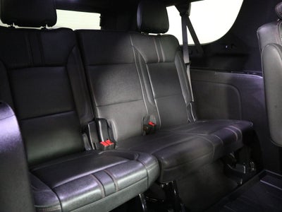 2025 Chevrolet Suburban RST