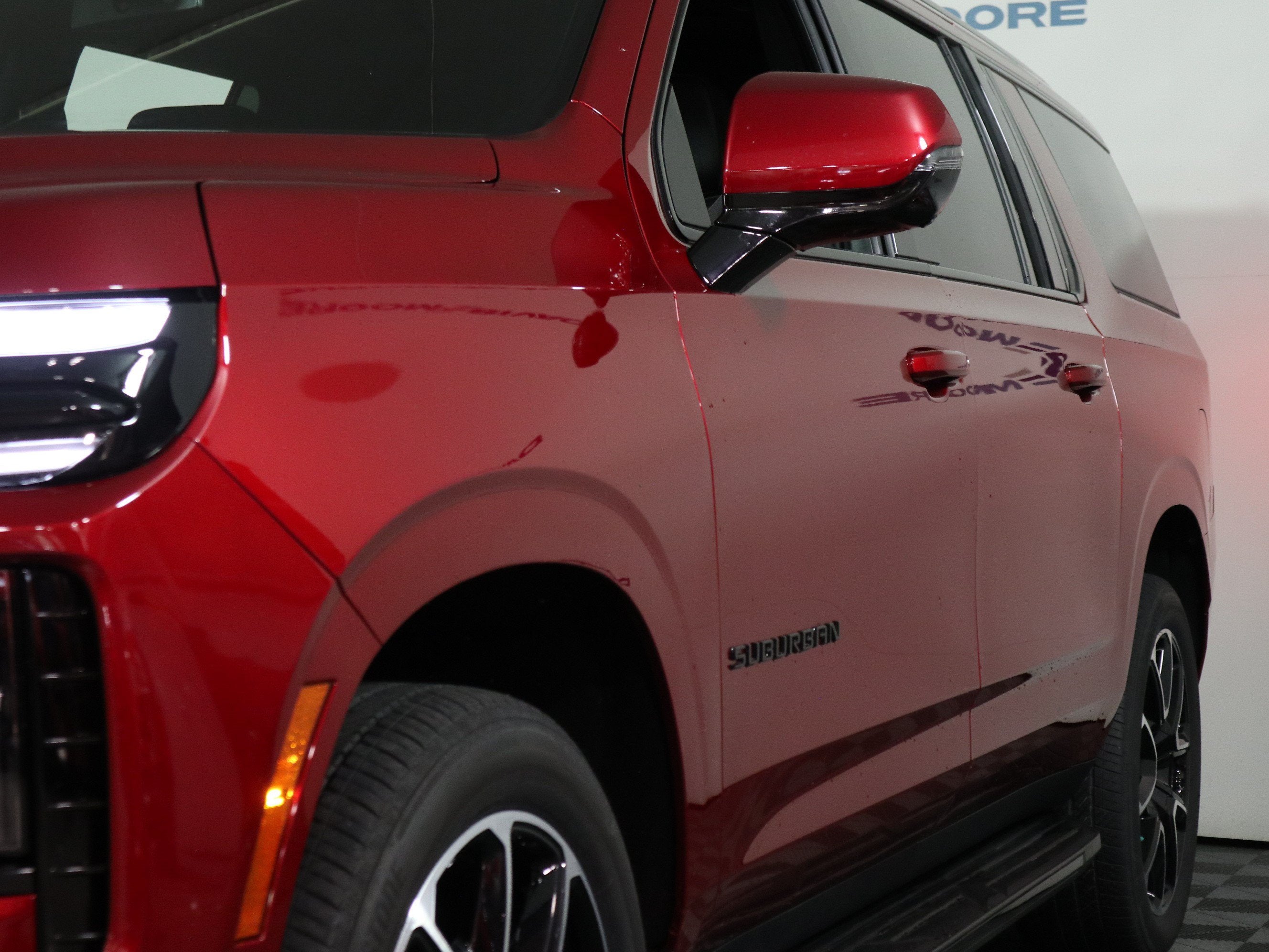 2025 Chevrolet Suburban RST