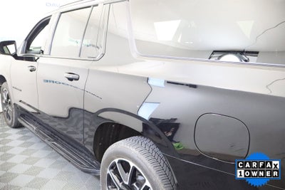 2025 Chevrolet Suburban RST