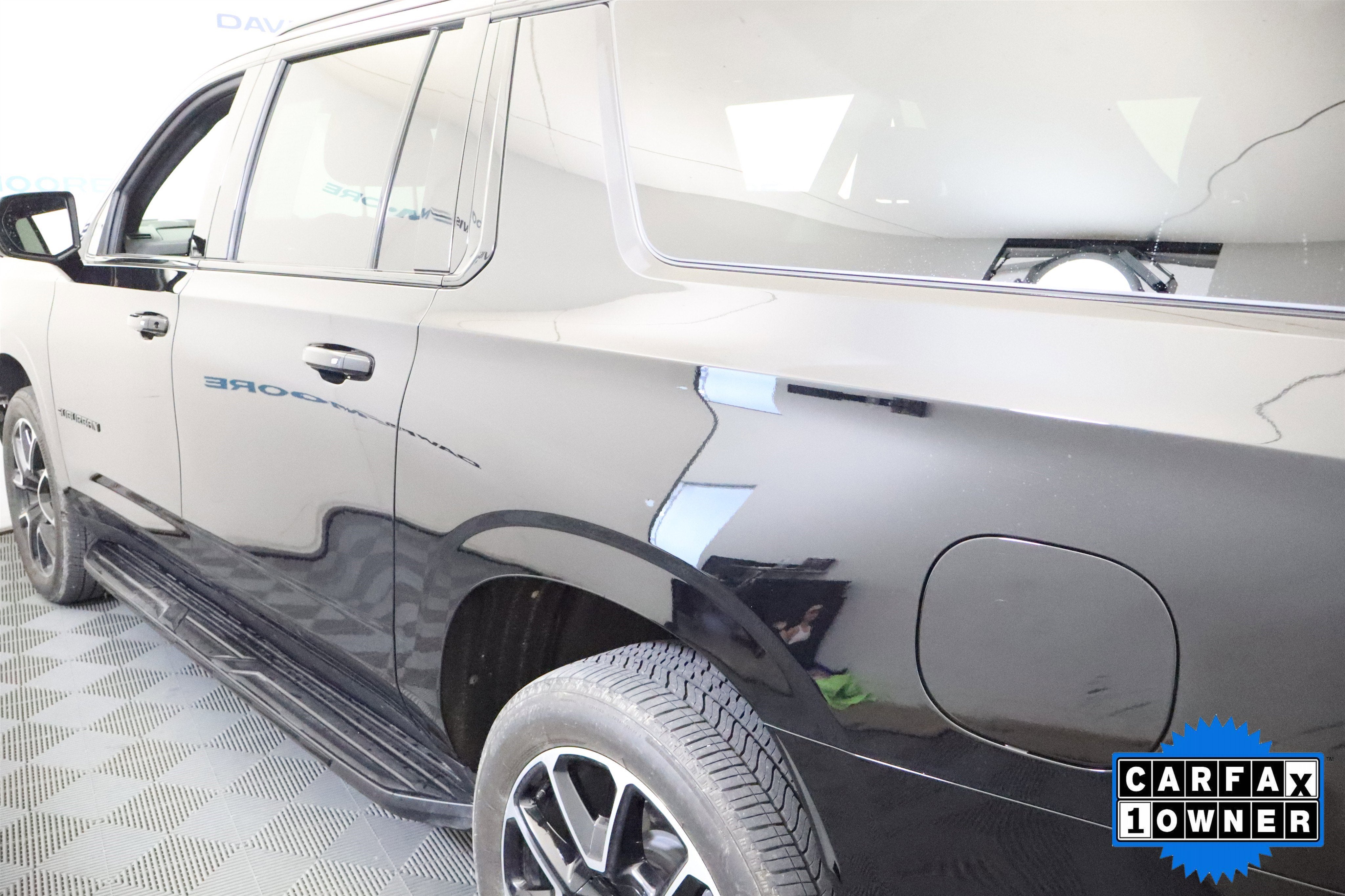 2025 Chevrolet Suburban RST