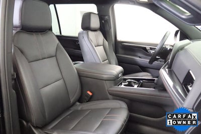 2025 Chevrolet Suburban RST