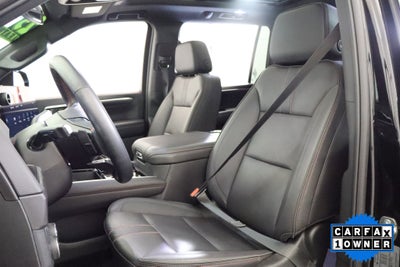 2025 Chevrolet Suburban RST