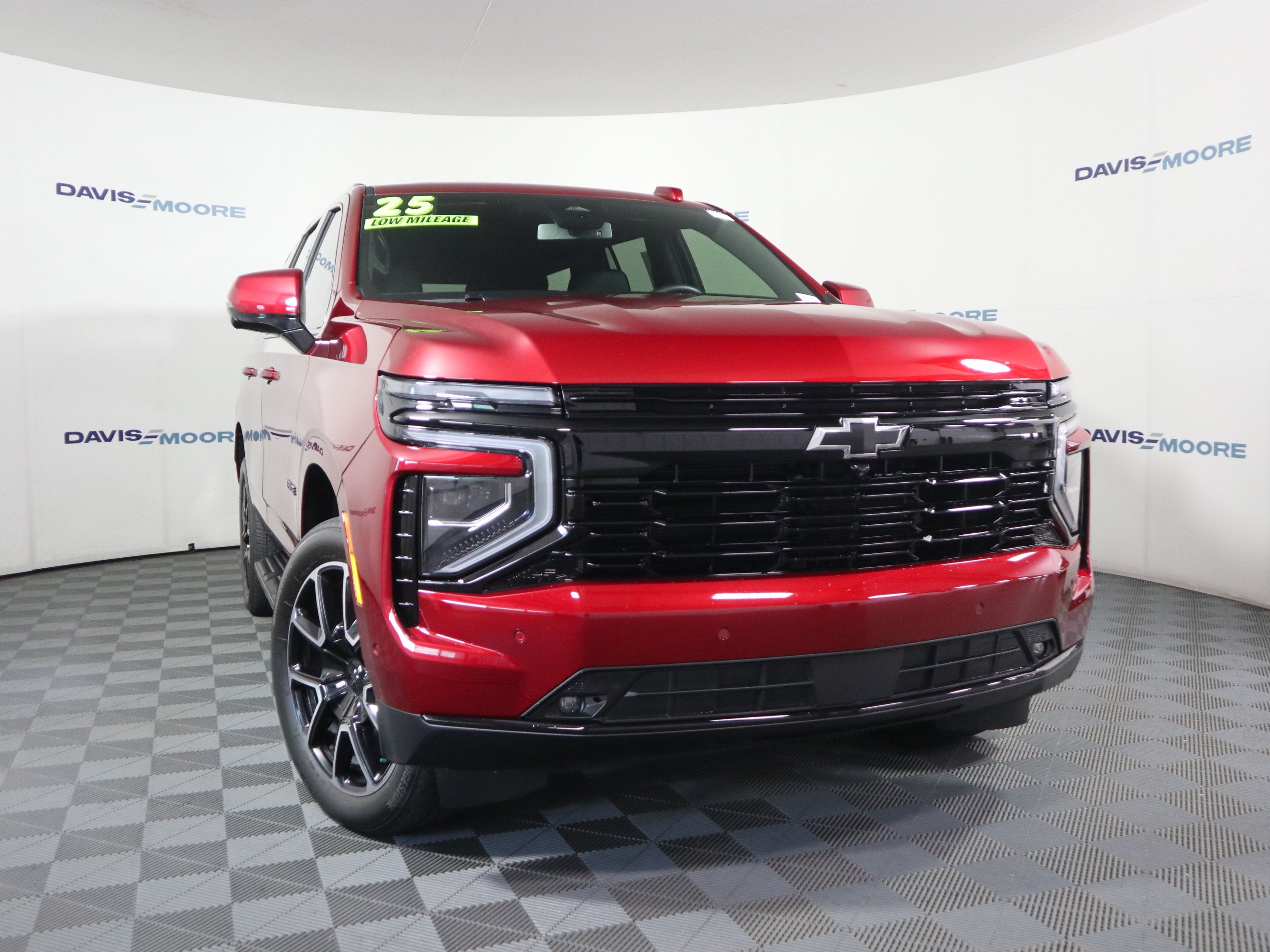 2025 Chevrolet Tahoe RST