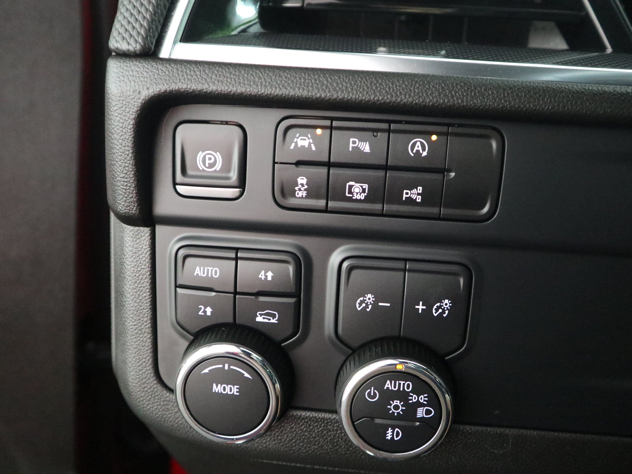 2025 Chevrolet Tahoe RST