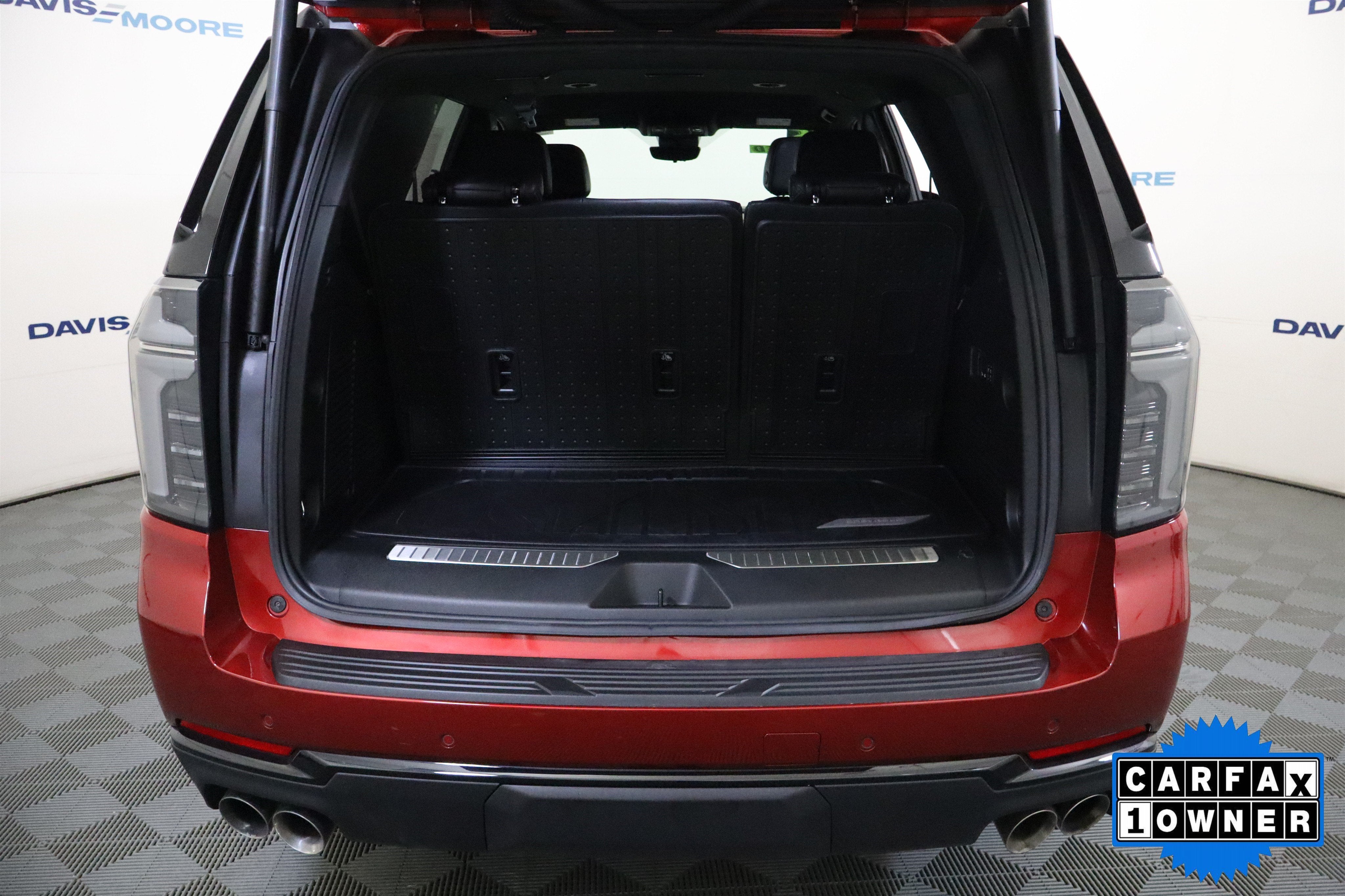 2025 Chevrolet Tahoe RST