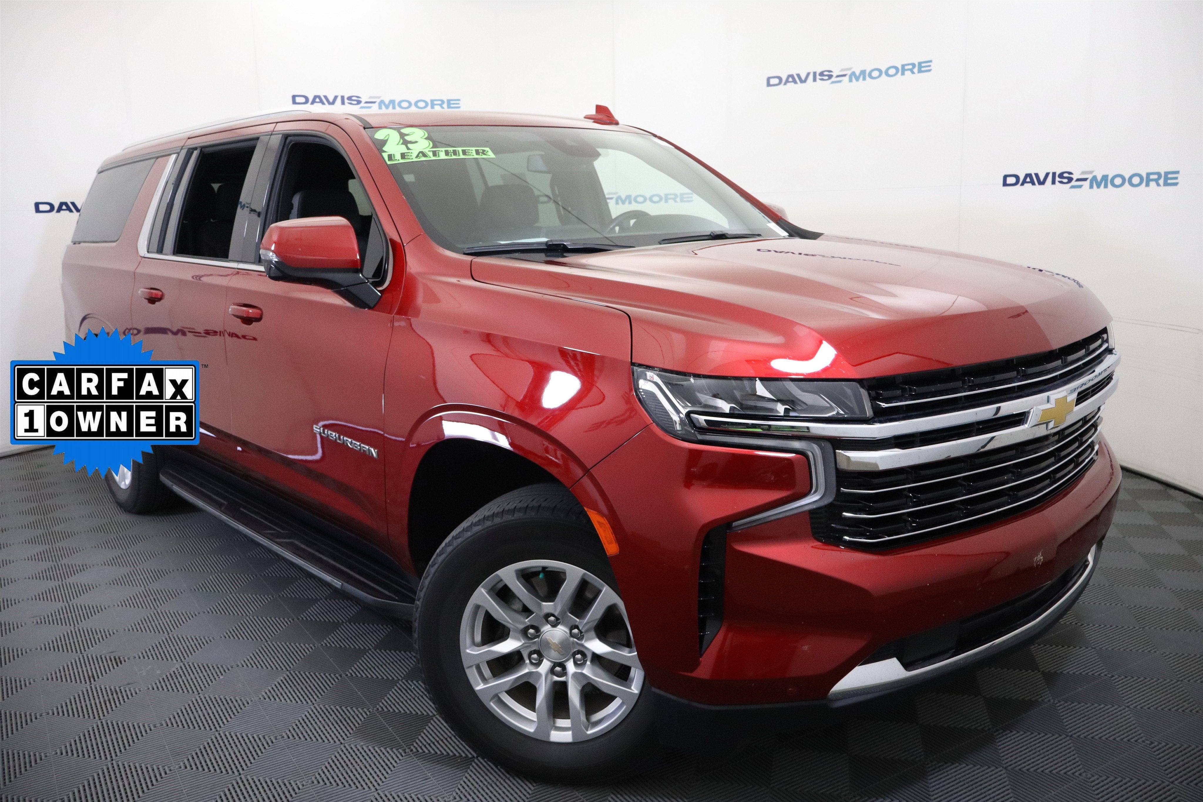 2023 Chevrolet Suburban LT