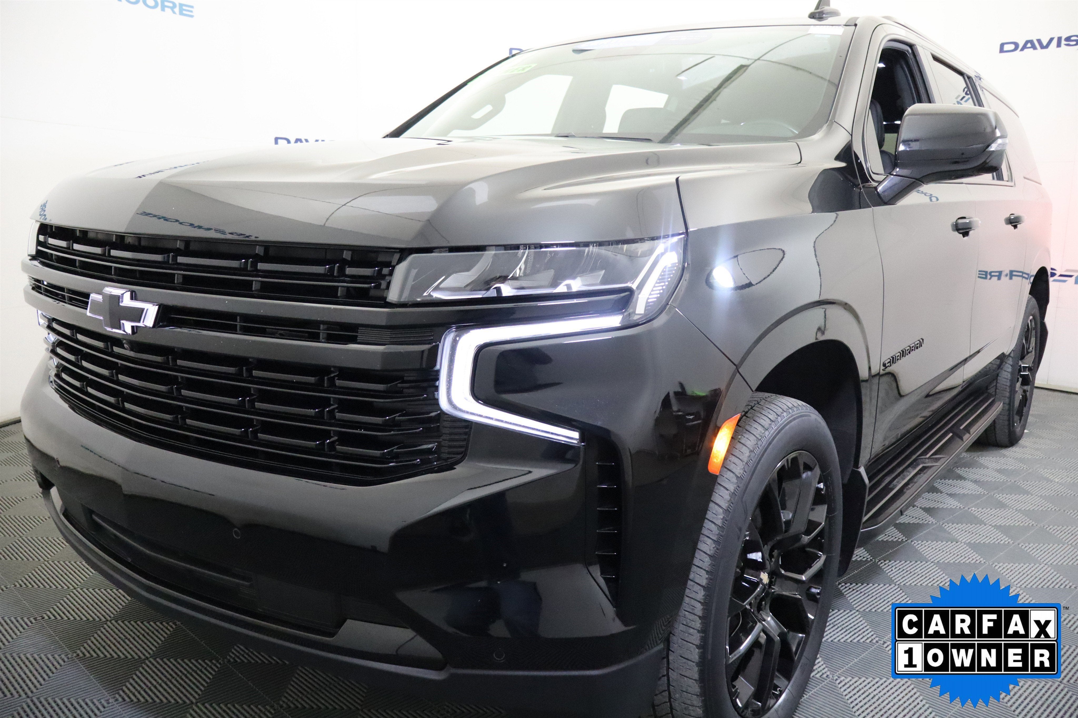 2023 Chevrolet Suburban RST