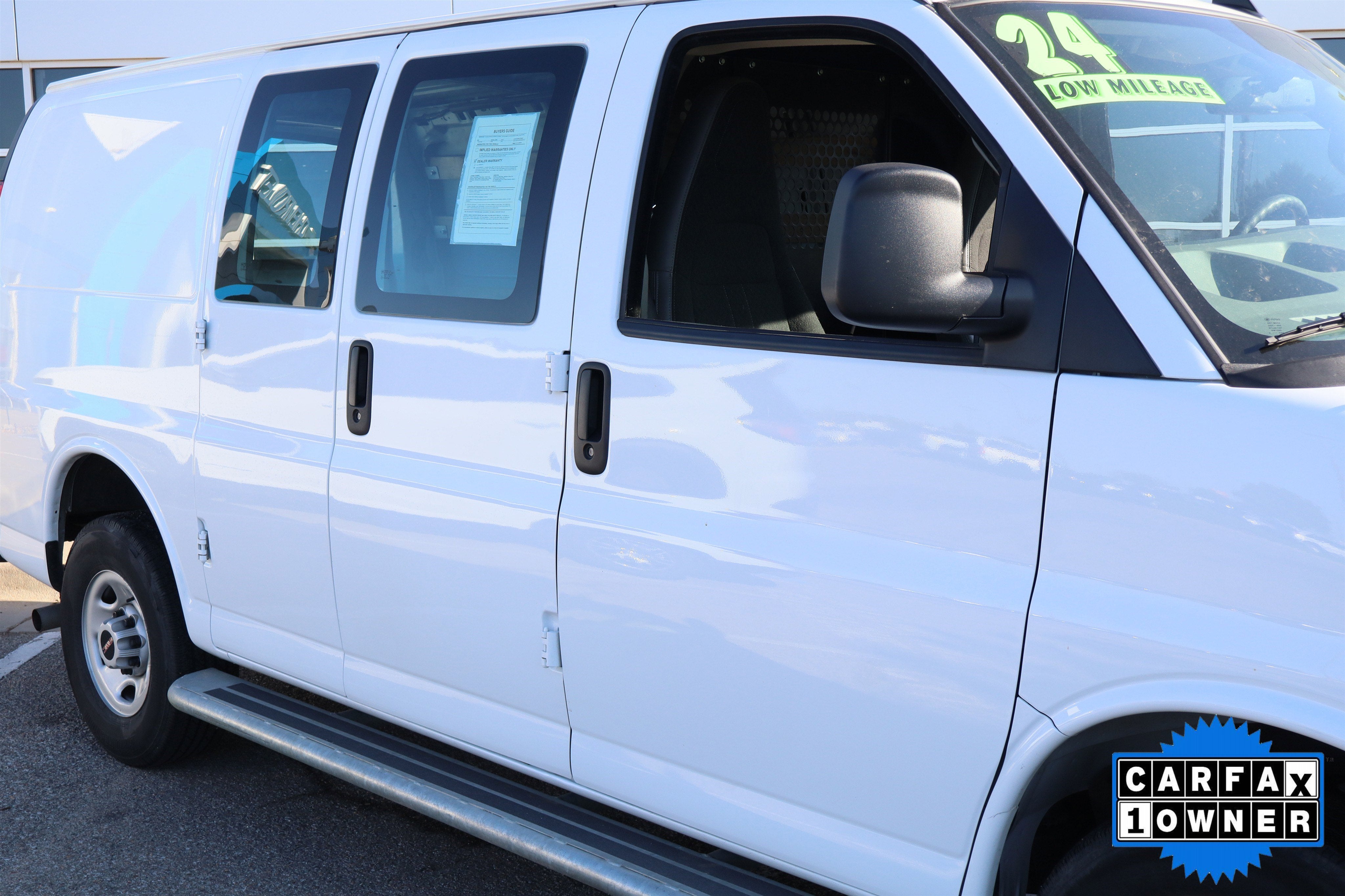 2024 GMC Savana Cargo 2500 Work Van
