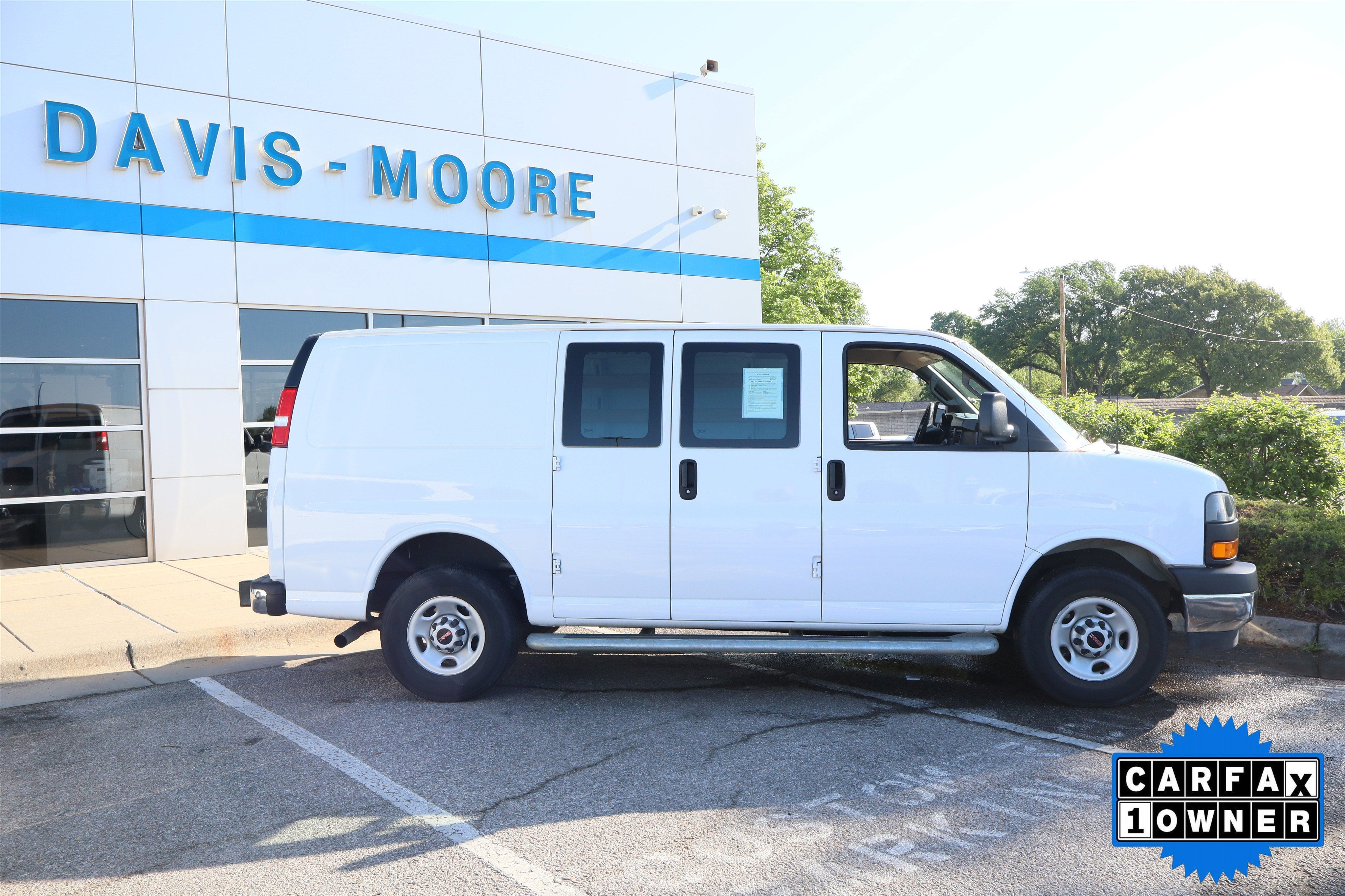 2024 GMC Savana Cargo 2500 Work Van