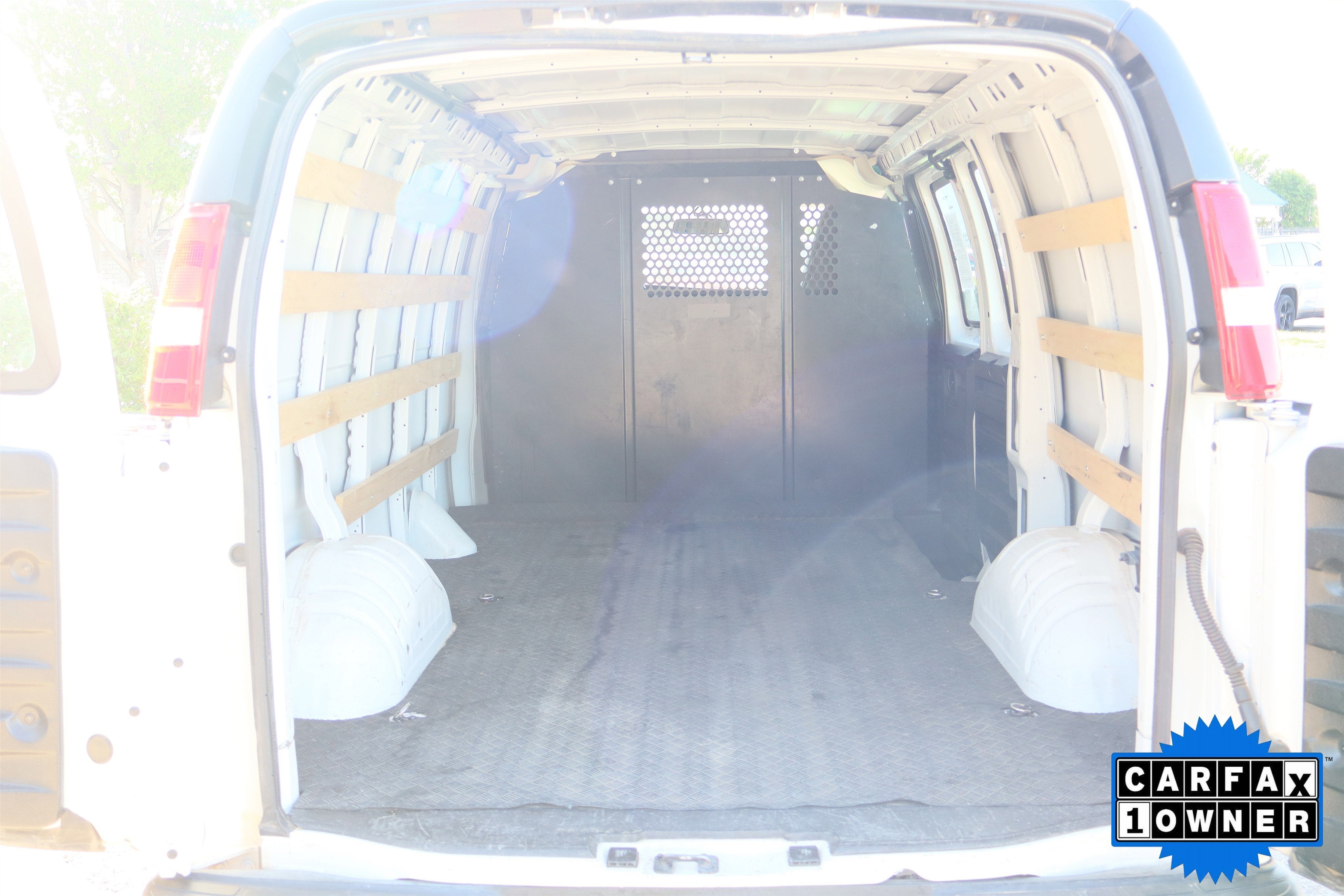 2024 GMC Savana Cargo 2500 Work Van