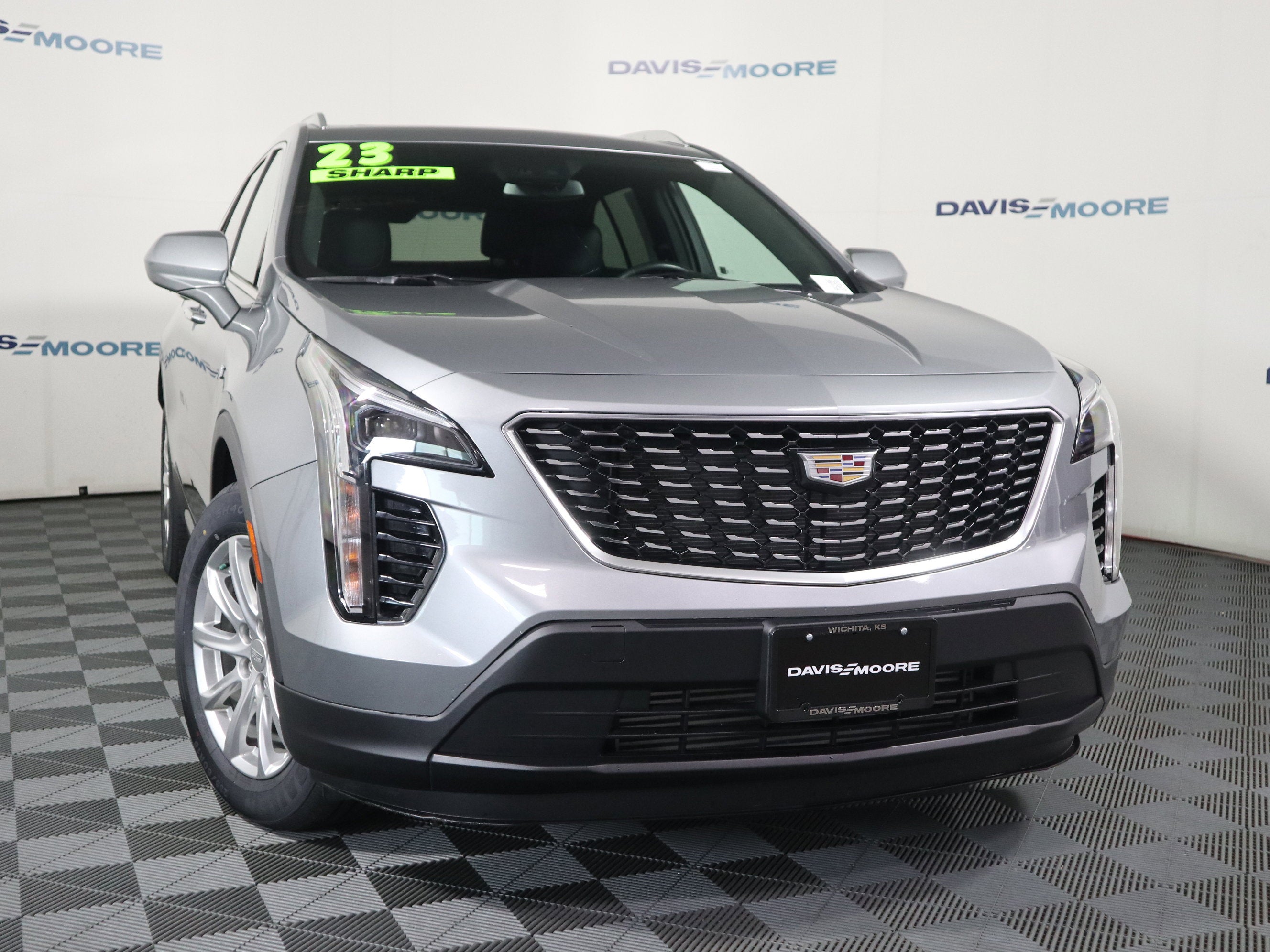 2023 Cadillac XT4 Luxury
