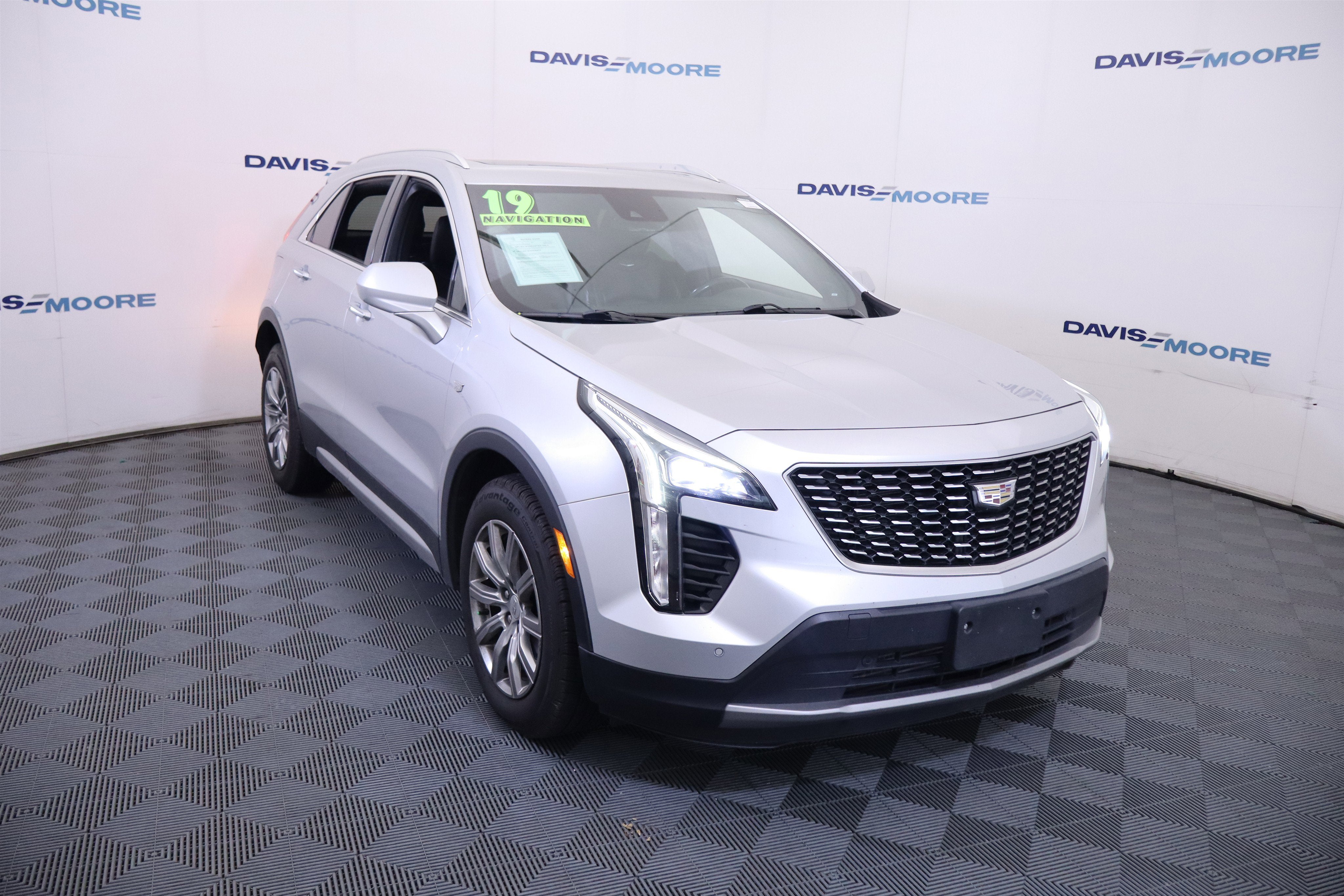 2019 Cadillac XT4 AWD Premium Luxury