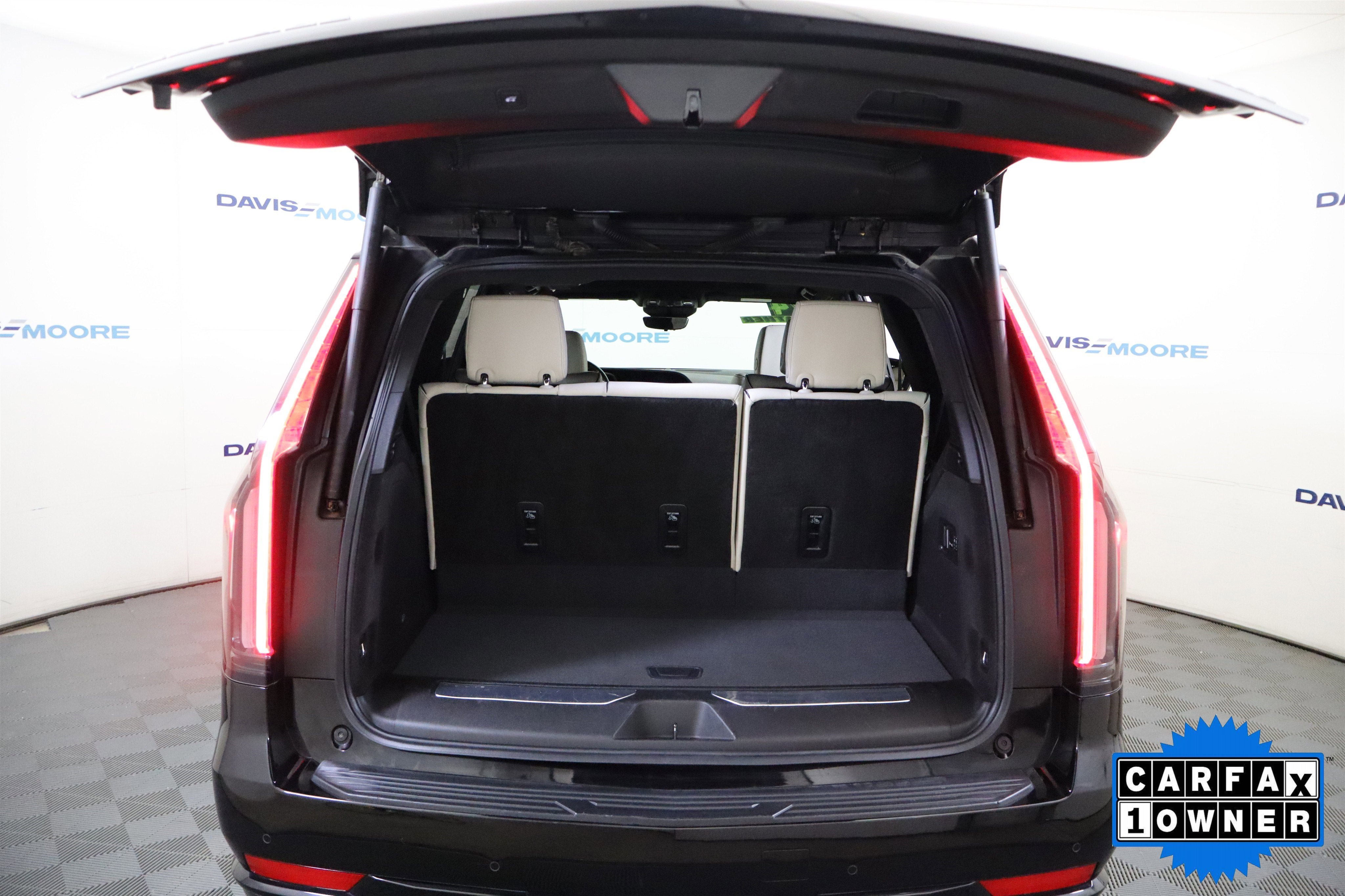 2024 Cadillac Escalade Sport