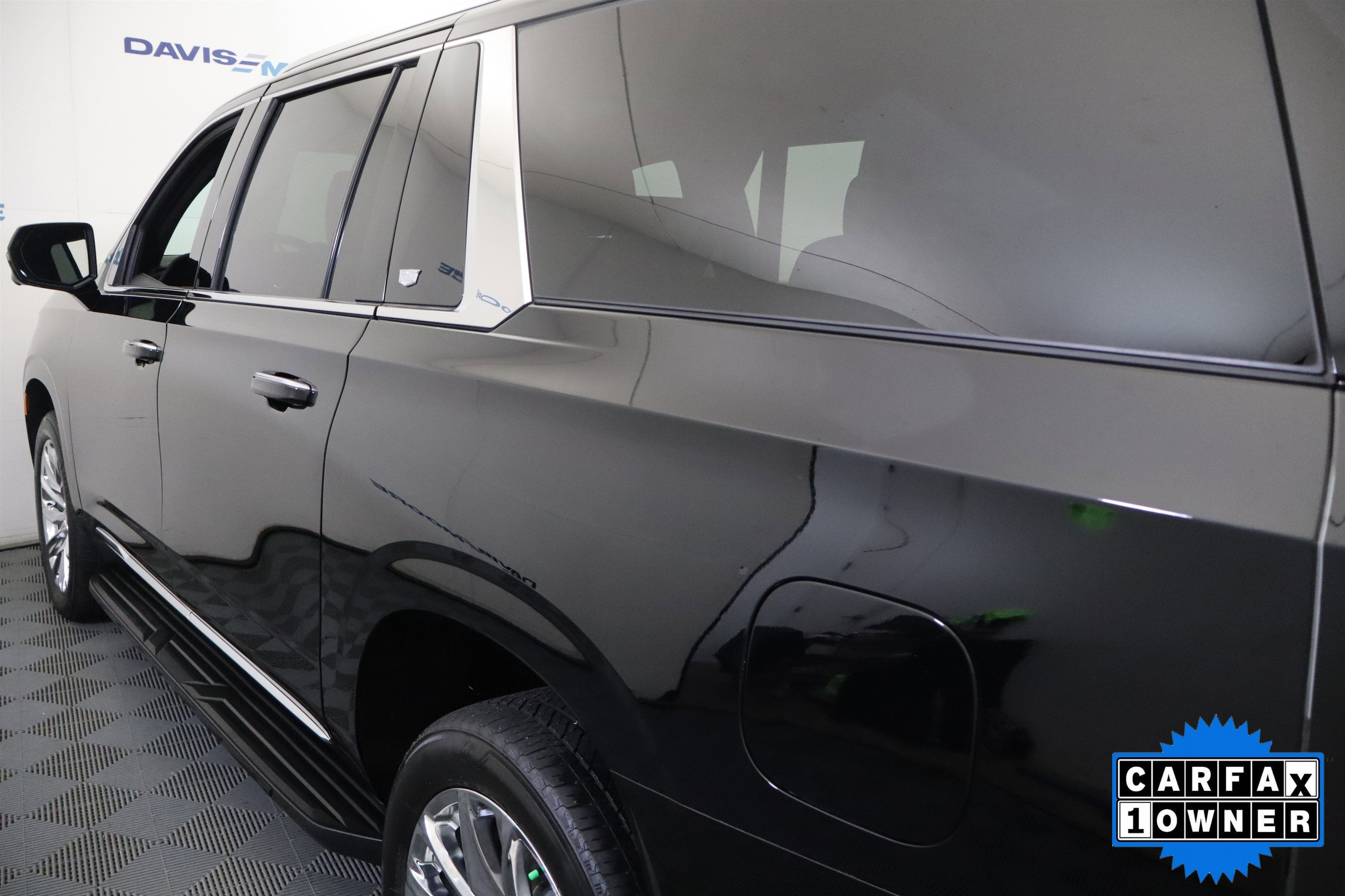 2023 Cadillac Escalade ESV Premium Luxury