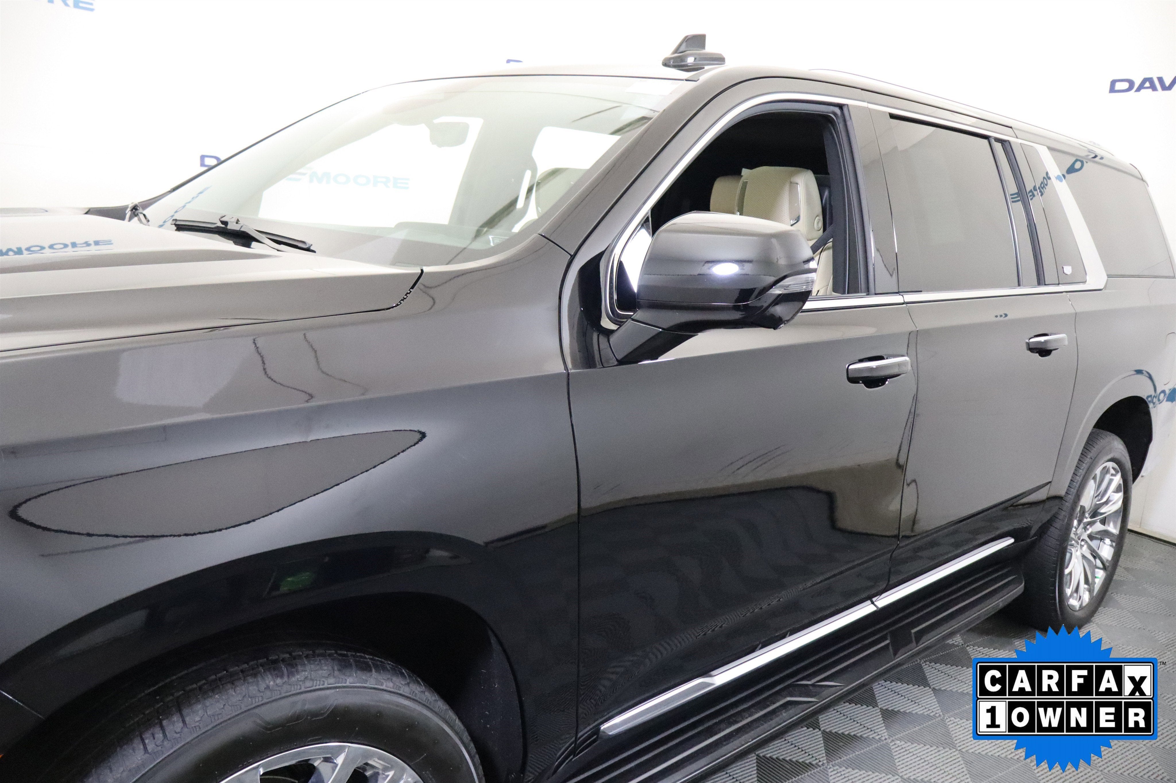 2023 Cadillac Escalade ESV Premium Luxury