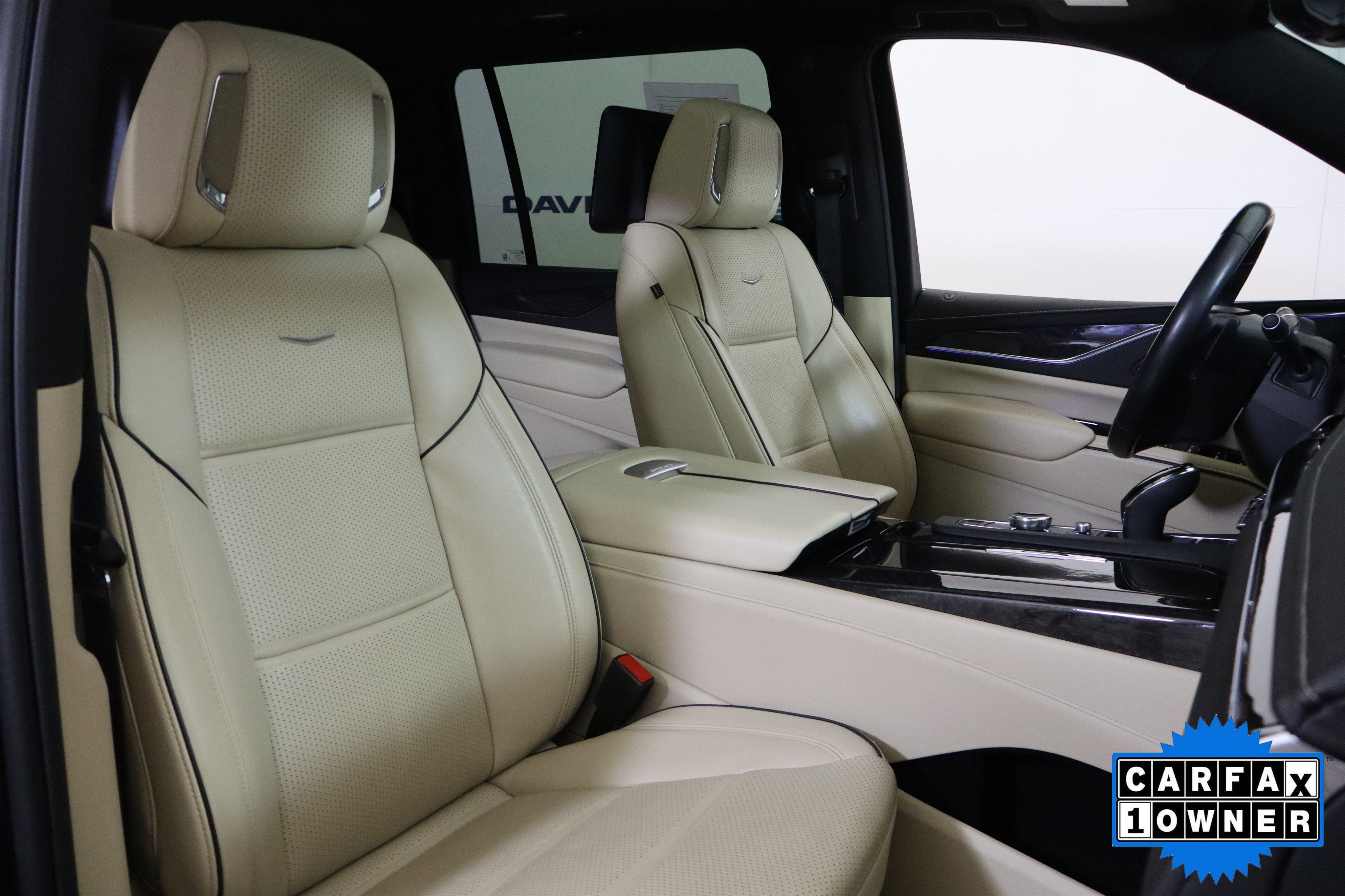 2023 Cadillac Escalade ESV Premium Luxury