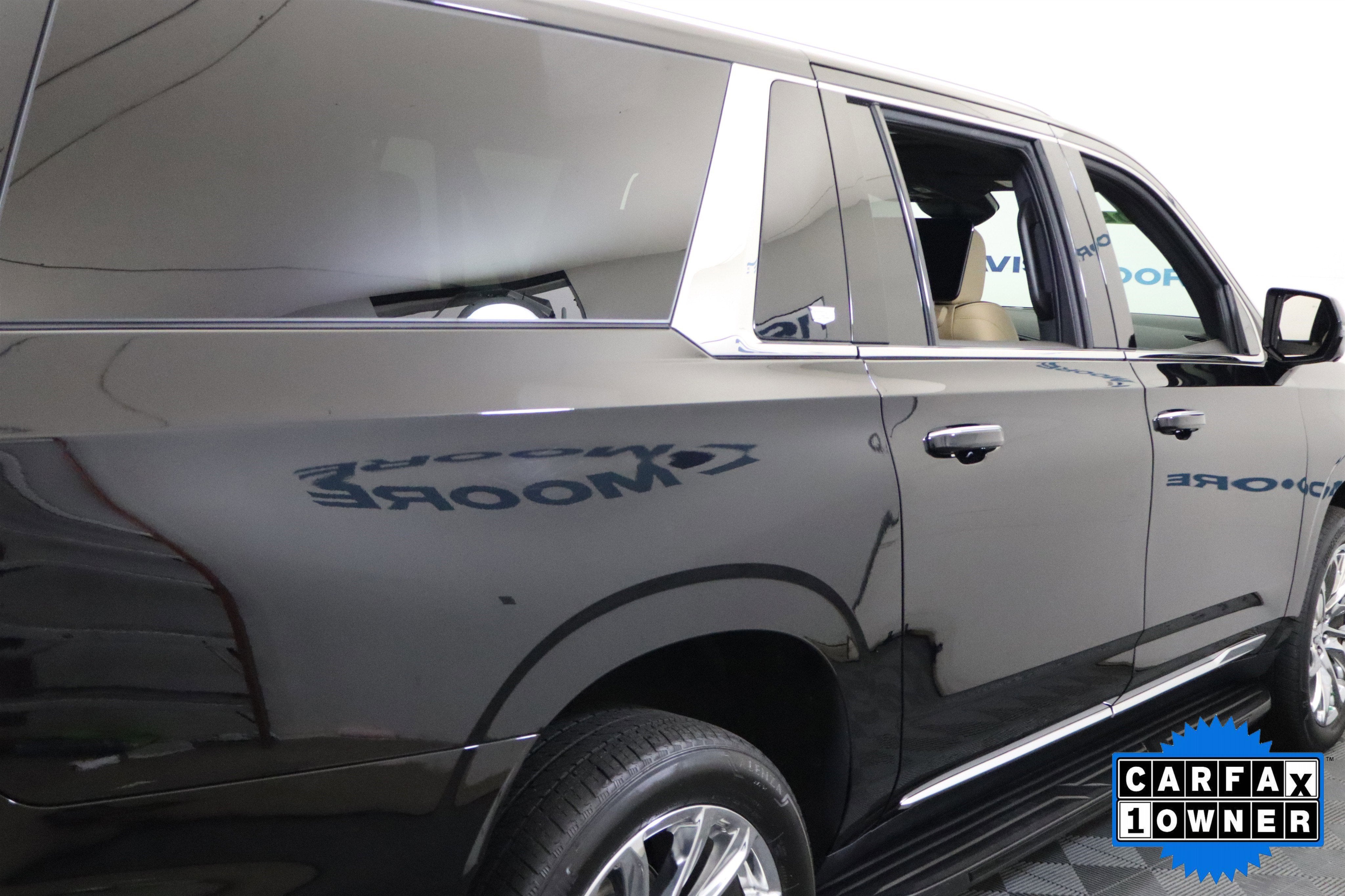 2023 Cadillac Escalade ESV Premium Luxury