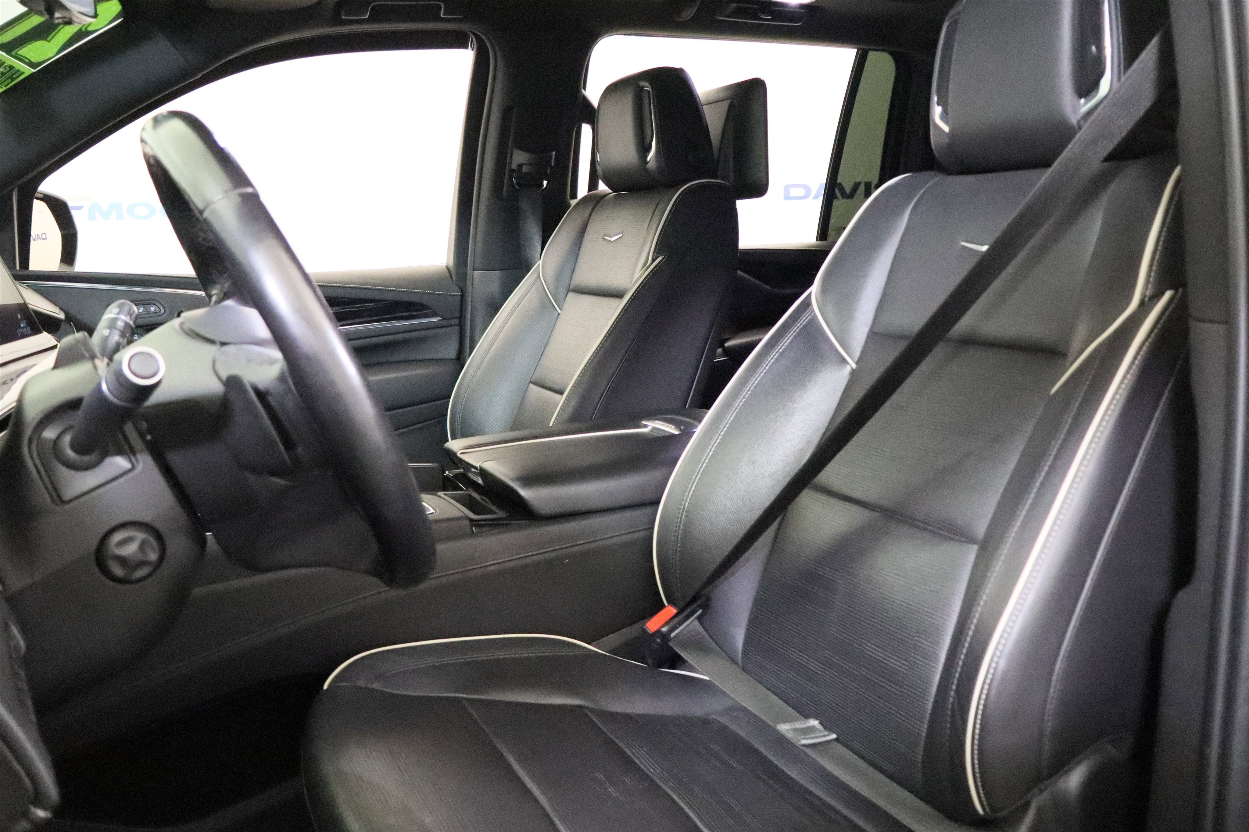 2021 Cadillac Escalade ESV Sport