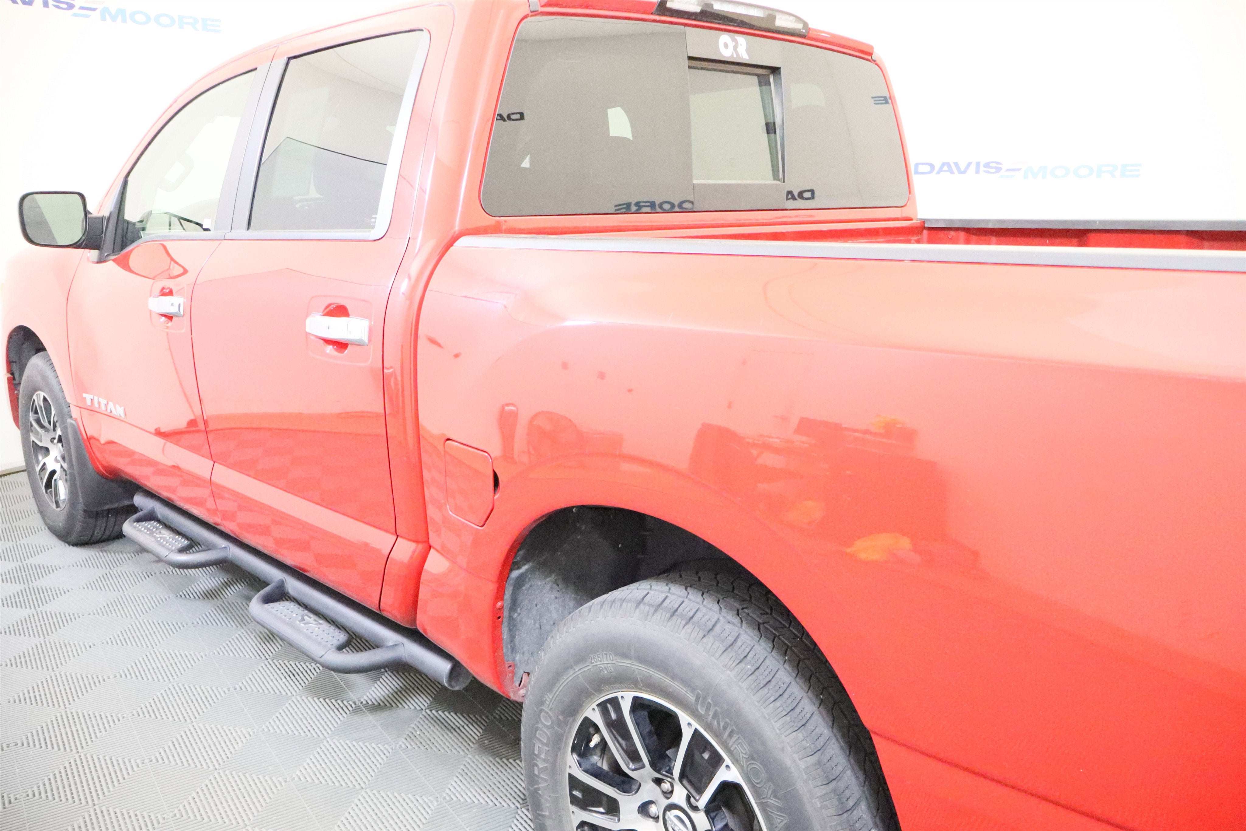 2021 Nissan TITAN Crew Cab SV 4x4