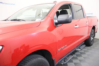 2021 Nissan TITAN Crew Cab SV 4x4