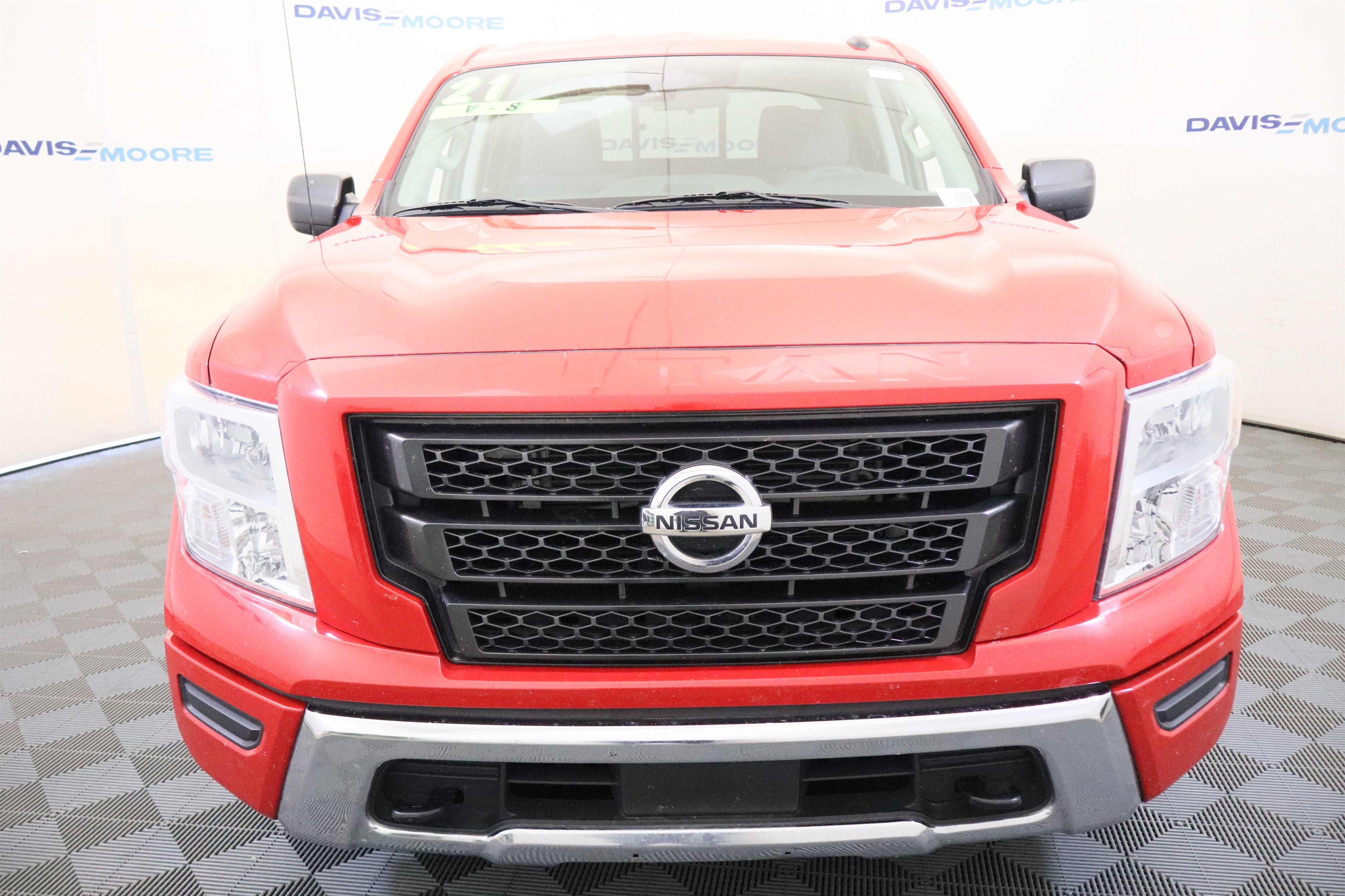 2021 Nissan TITAN Crew Cab SV 4x4