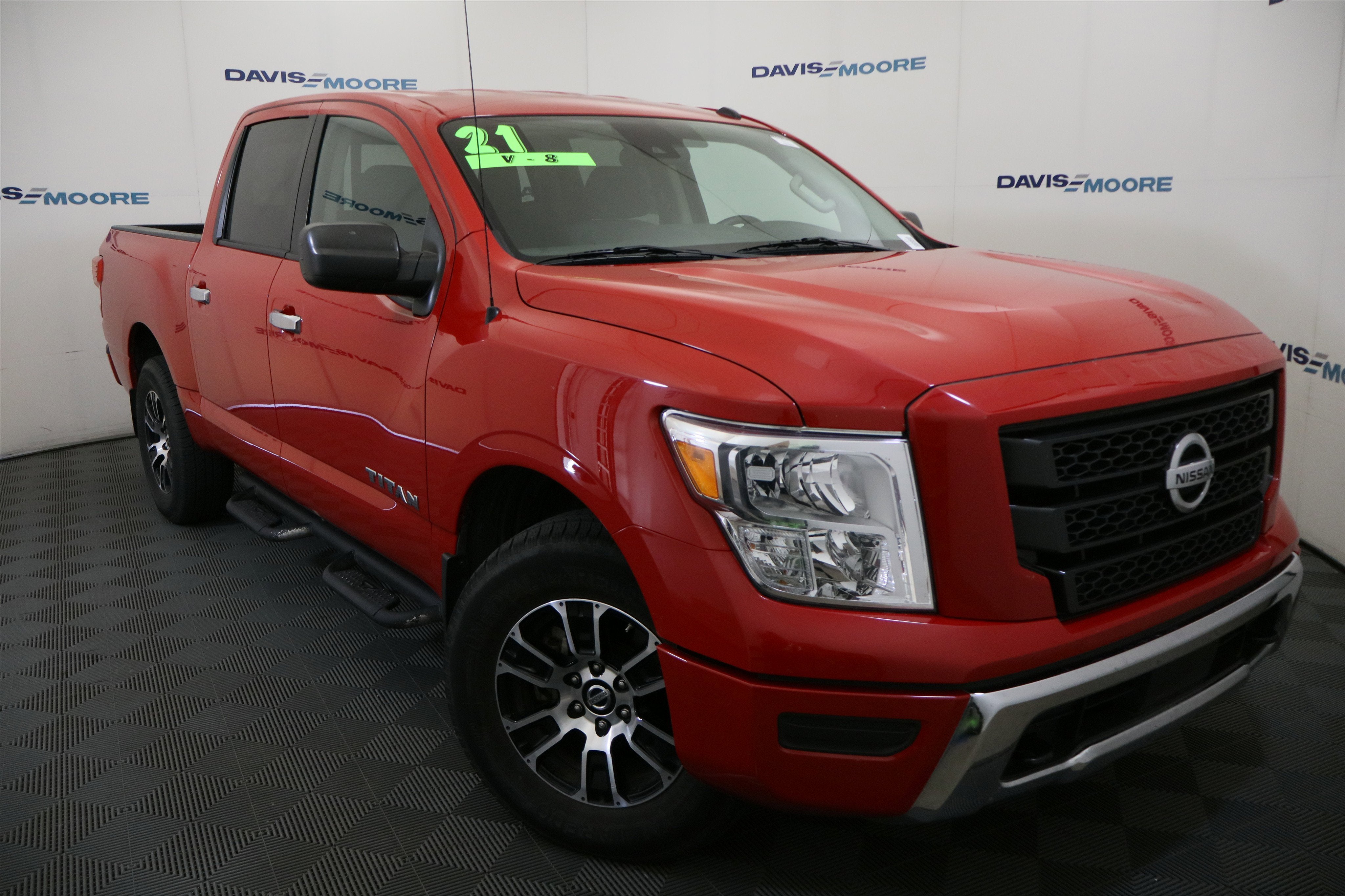 2021 Nissan TITAN Crew Cab SV 4x4