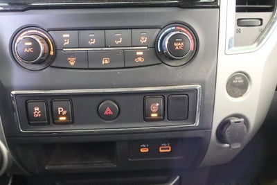 2021 Nissan TITAN Crew Cab SV 4x4