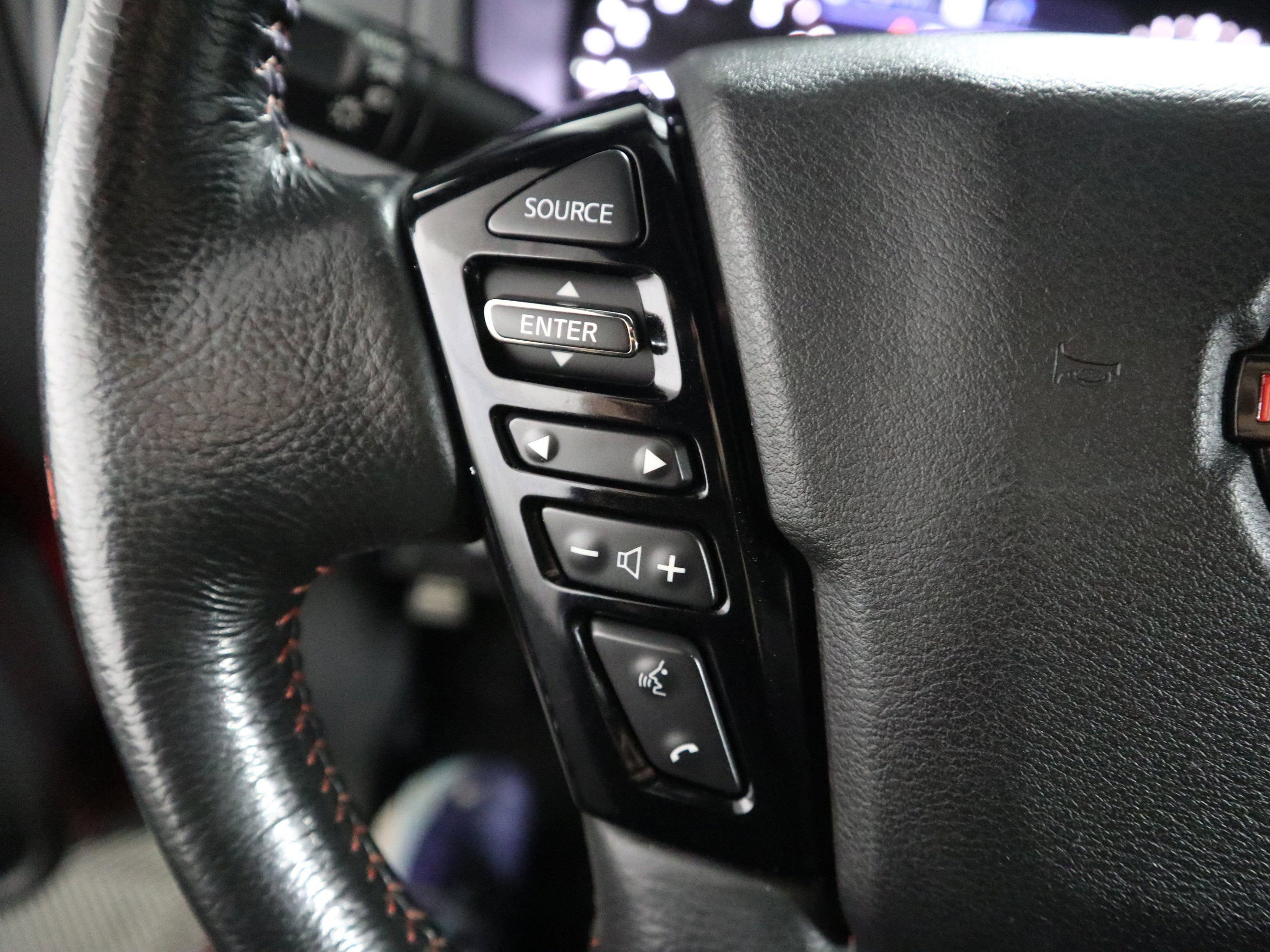 2023 Nissan Frontier PRO-X