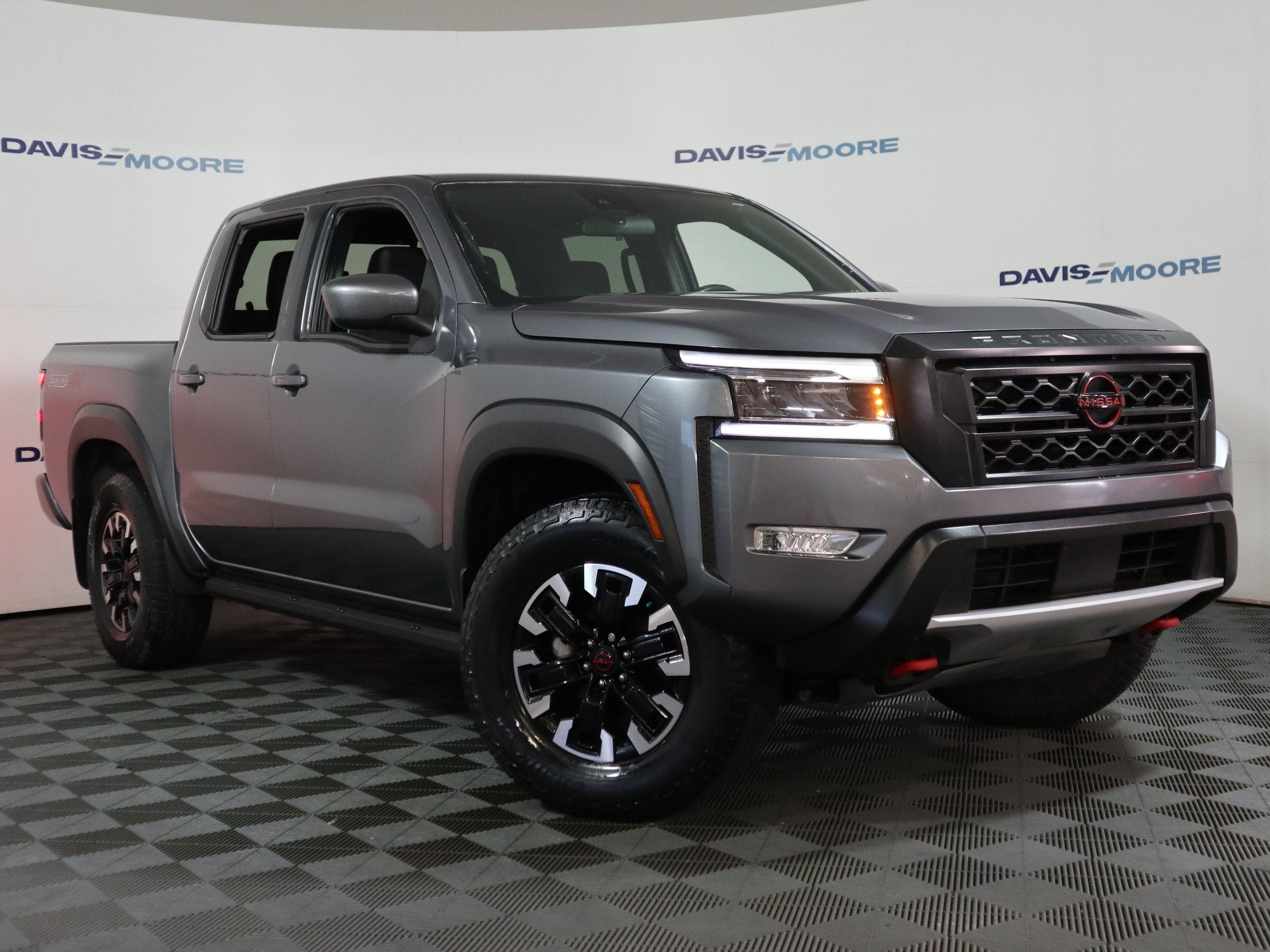 2024 Nissan Frontier Crew Cab PRO-4X 4x4