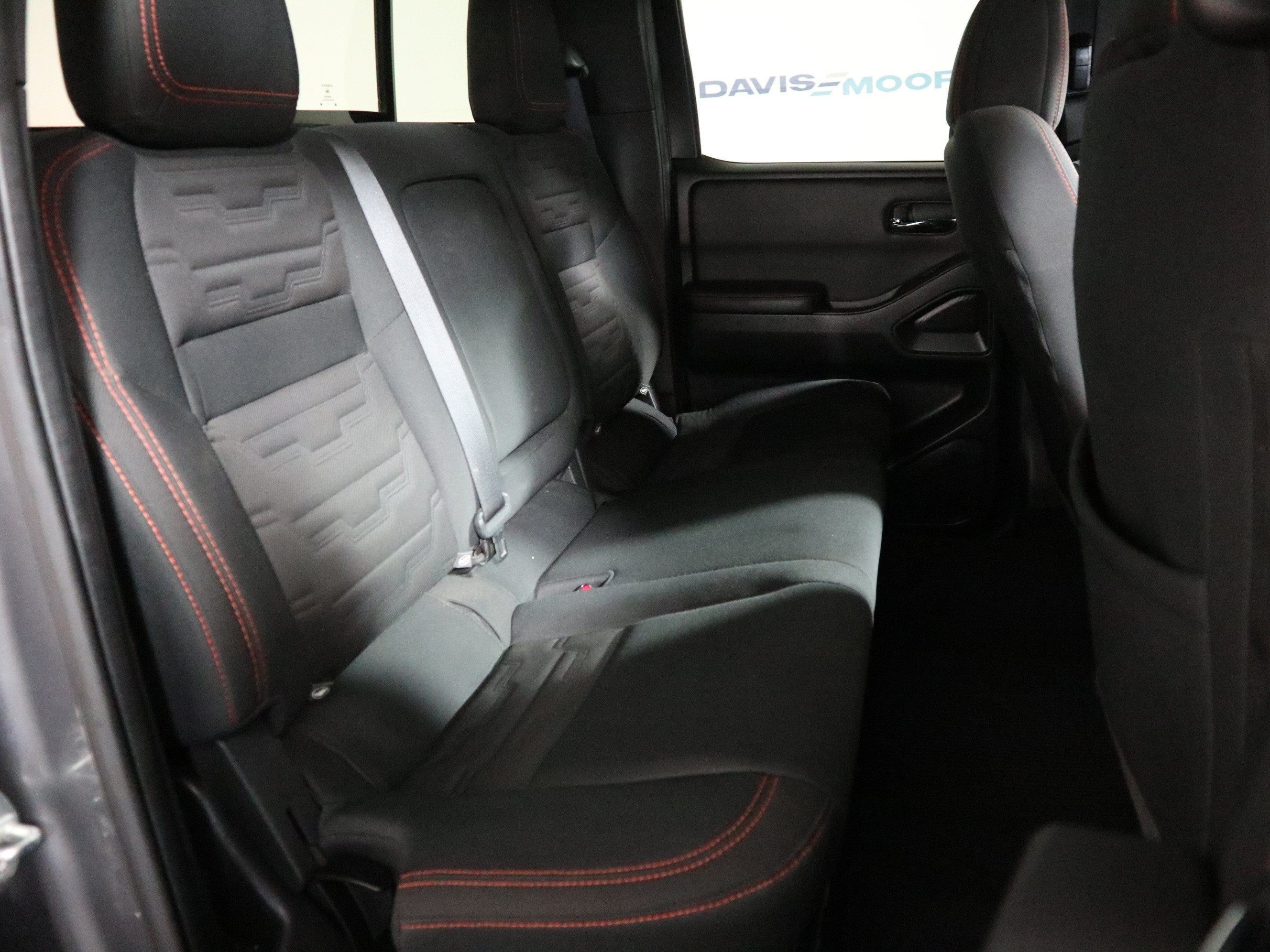2024 Nissan Frontier Crew Cab PRO-4X 4x4