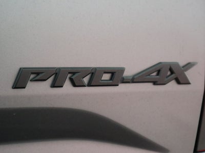 2024 Nissan Frontier Crew Cab PRO-4X 4x4