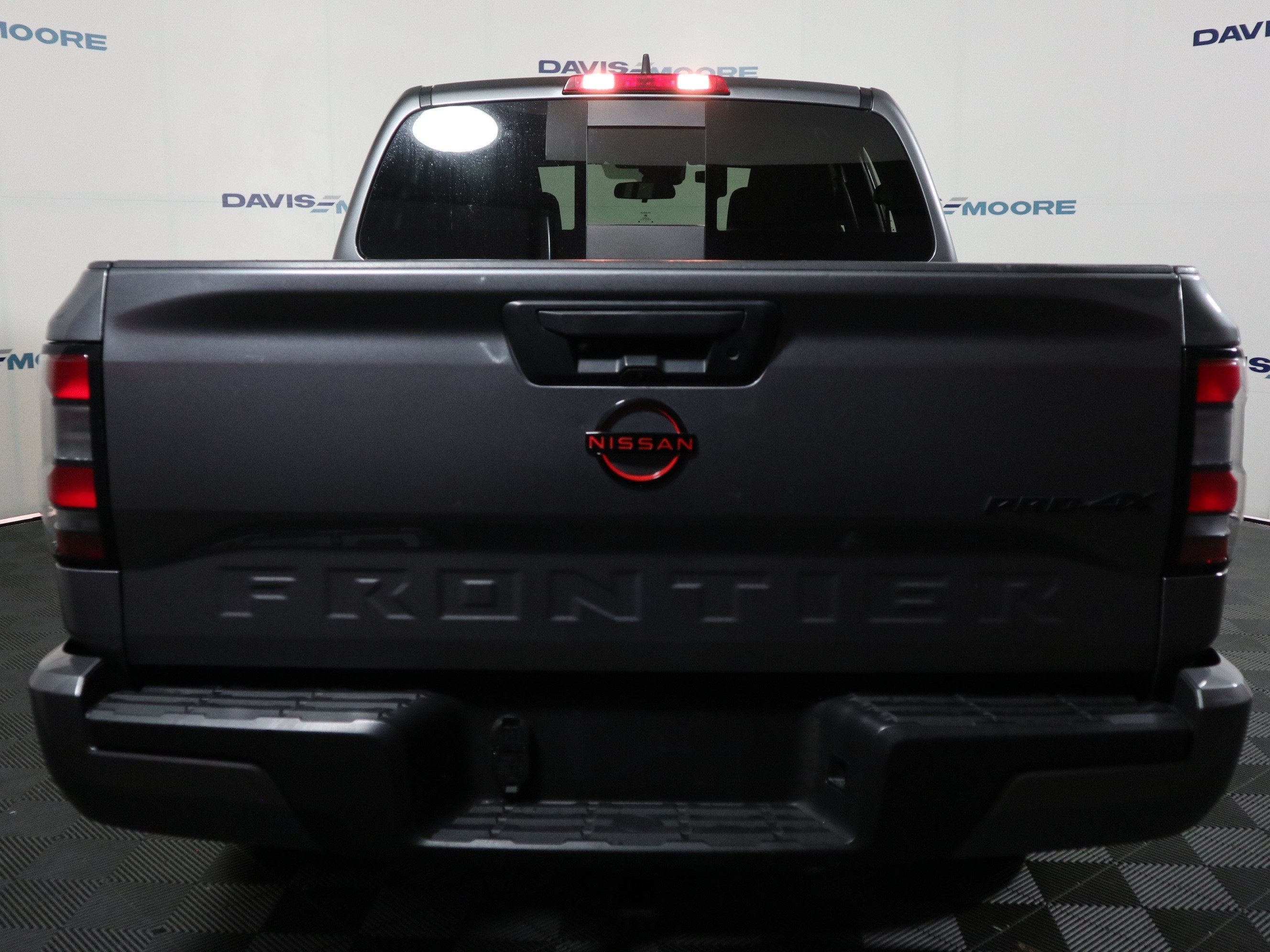 2024 Nissan Frontier Crew Cab PRO-4X 4x4