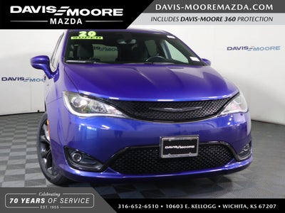 2020 Chrysler Pacifica Touring