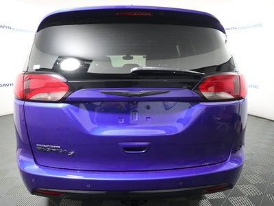 2020 Chrysler Pacifica Touring