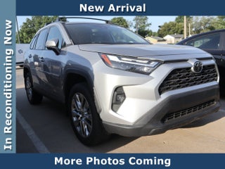 2022 Toyota RAV4 XLE Premium