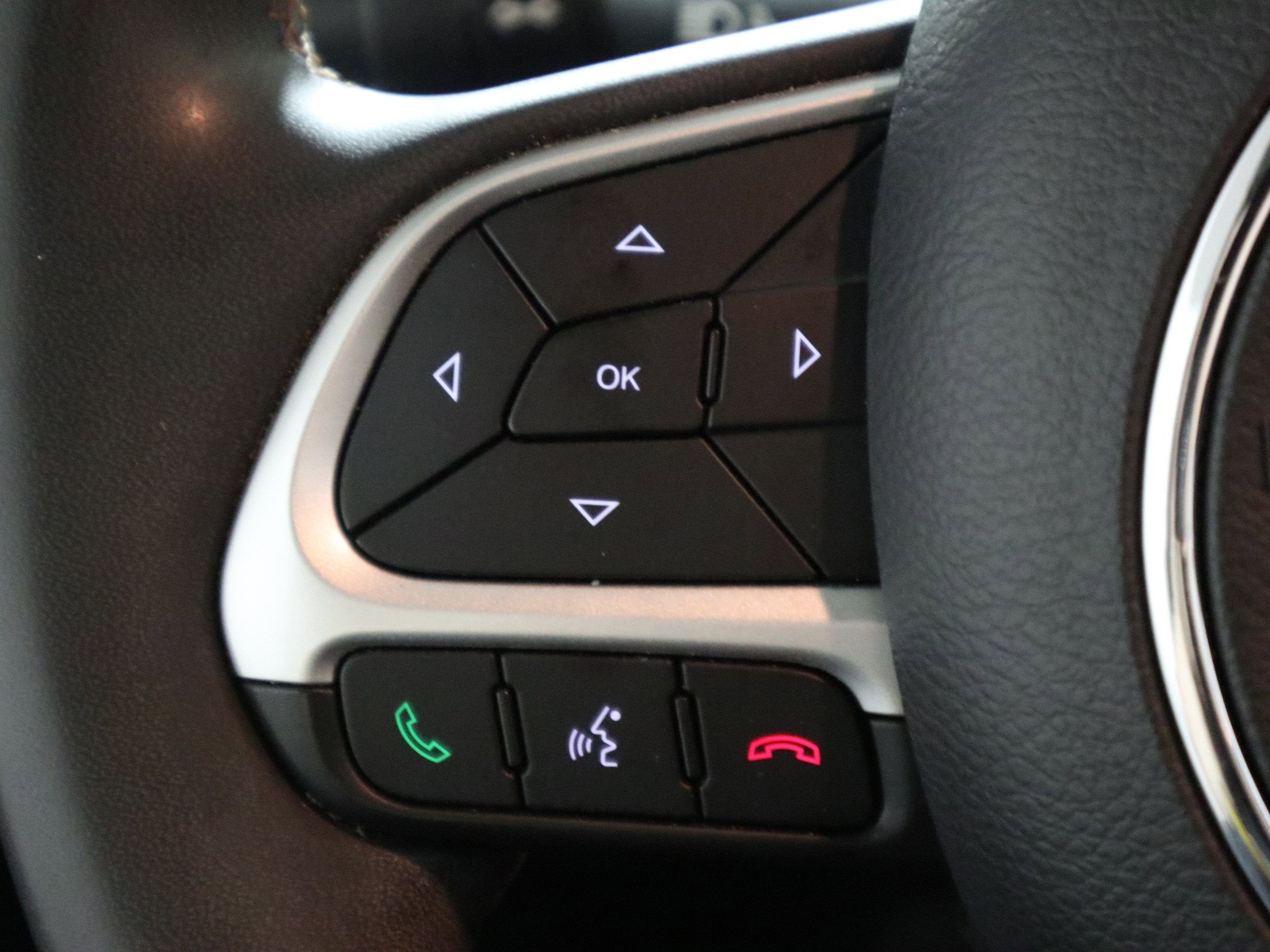 2021 Jeep Compass Latitude FWD