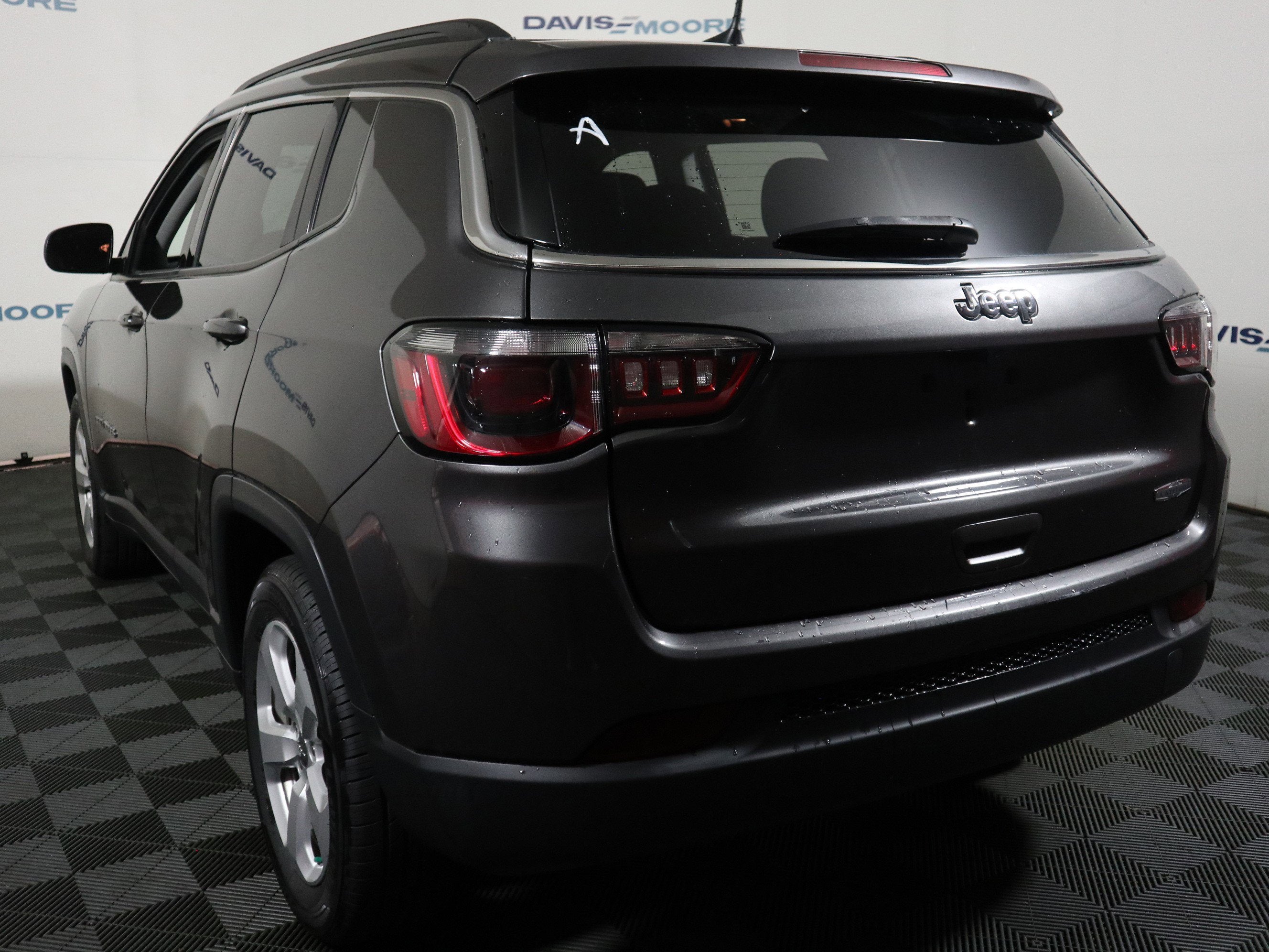 2021 Jeep Compass Latitude FWD