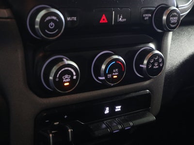 2020 RAM 2500 Tradesman Crew Cab 4x4 6'4" Box