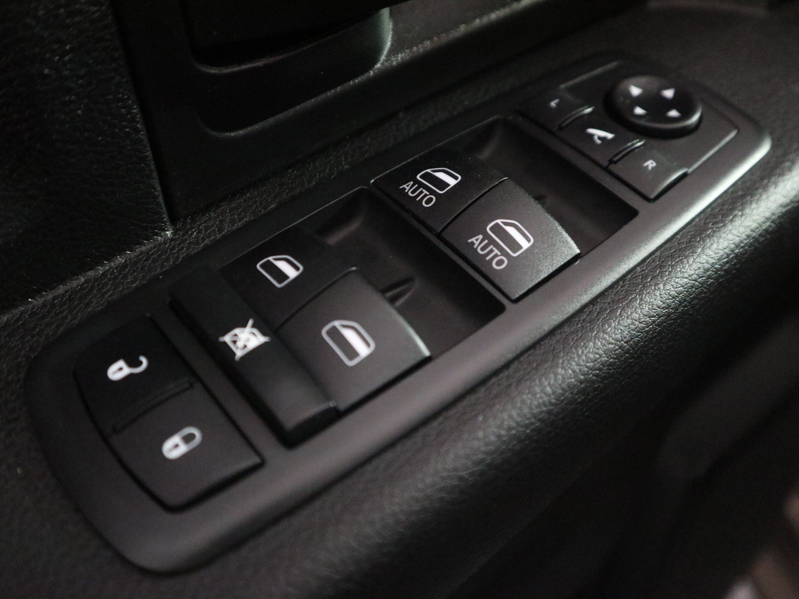 2020 RAM 2500 Tradesman Crew Cab 4x4 6'4" Box