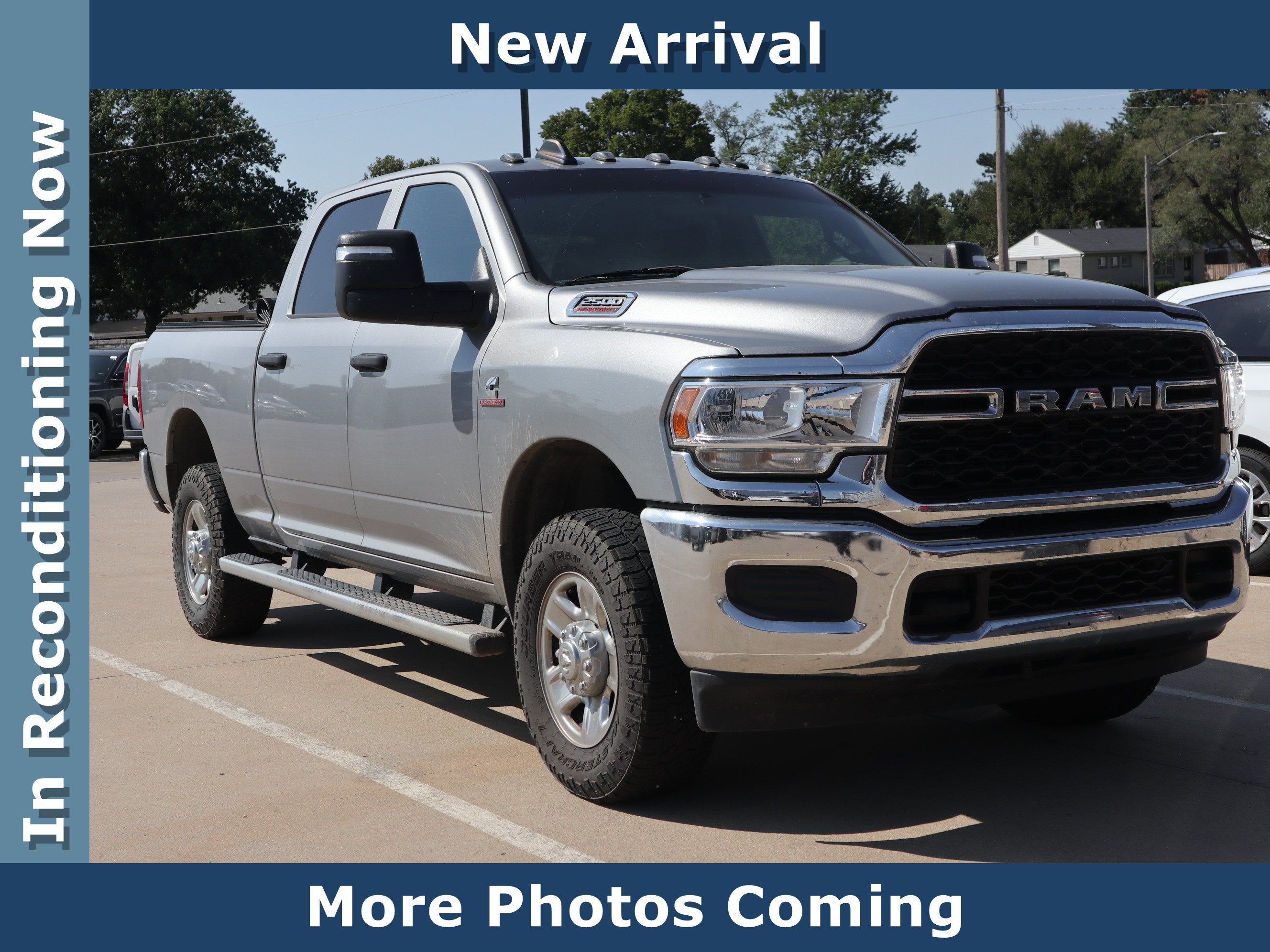 2023 RAM 2500 Tradesman Crew Cab 4x4 6'4" Box