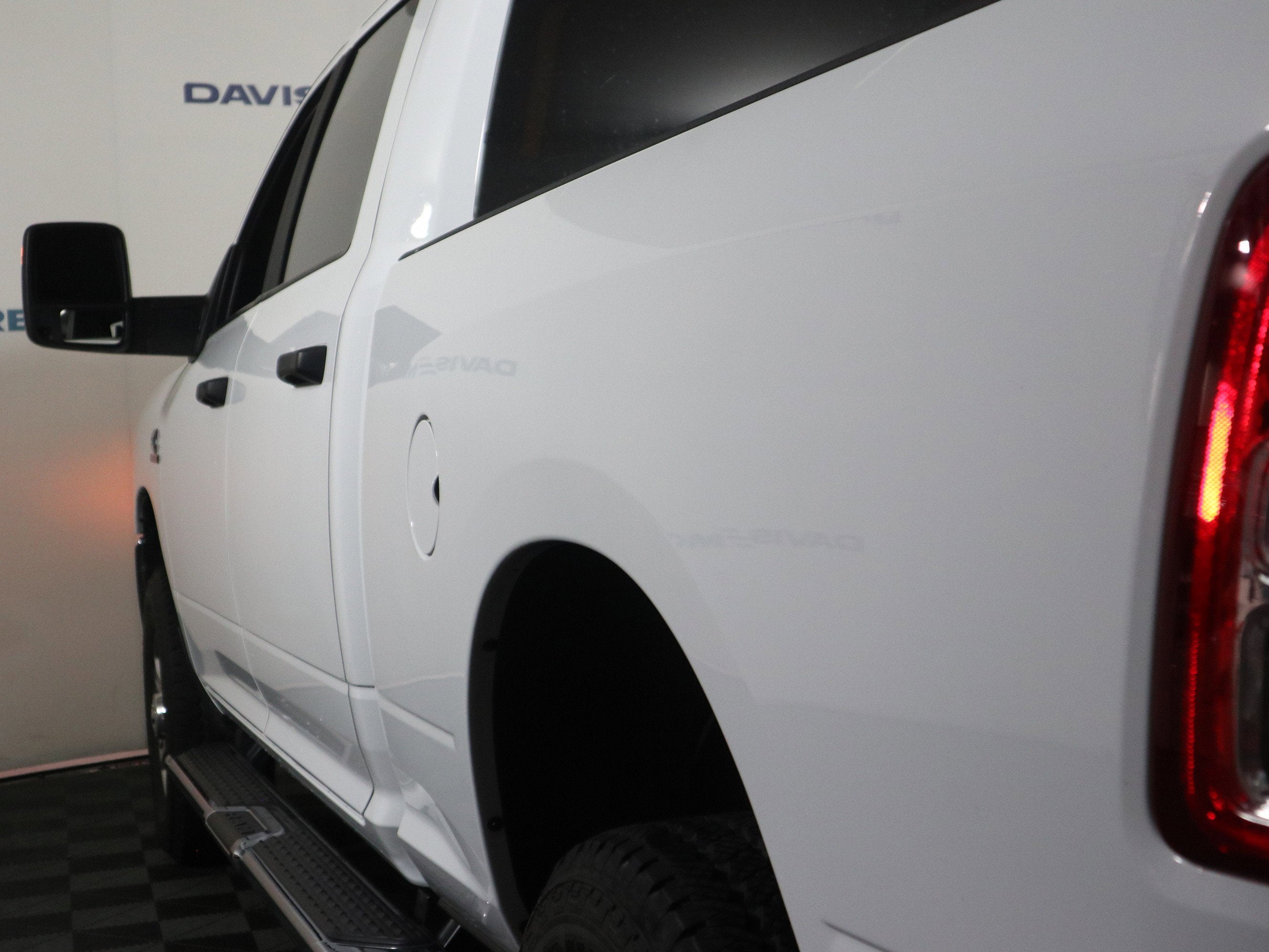 2023 RAM 2500 Big Horn Crew Cab 4x4 6'4" Box