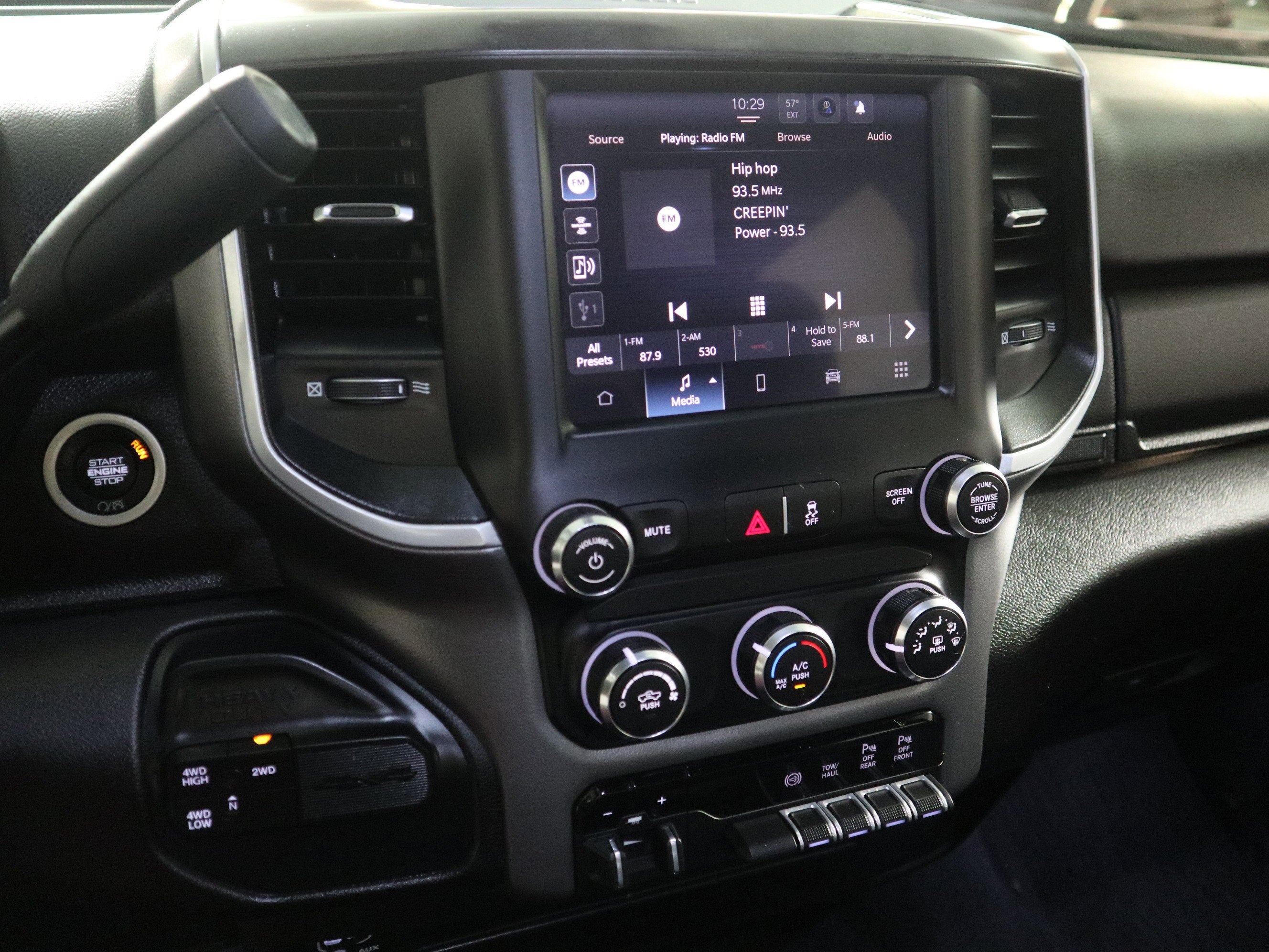 2023 RAM 2500 Big Horn Crew Cab 4x4 6'4" Box