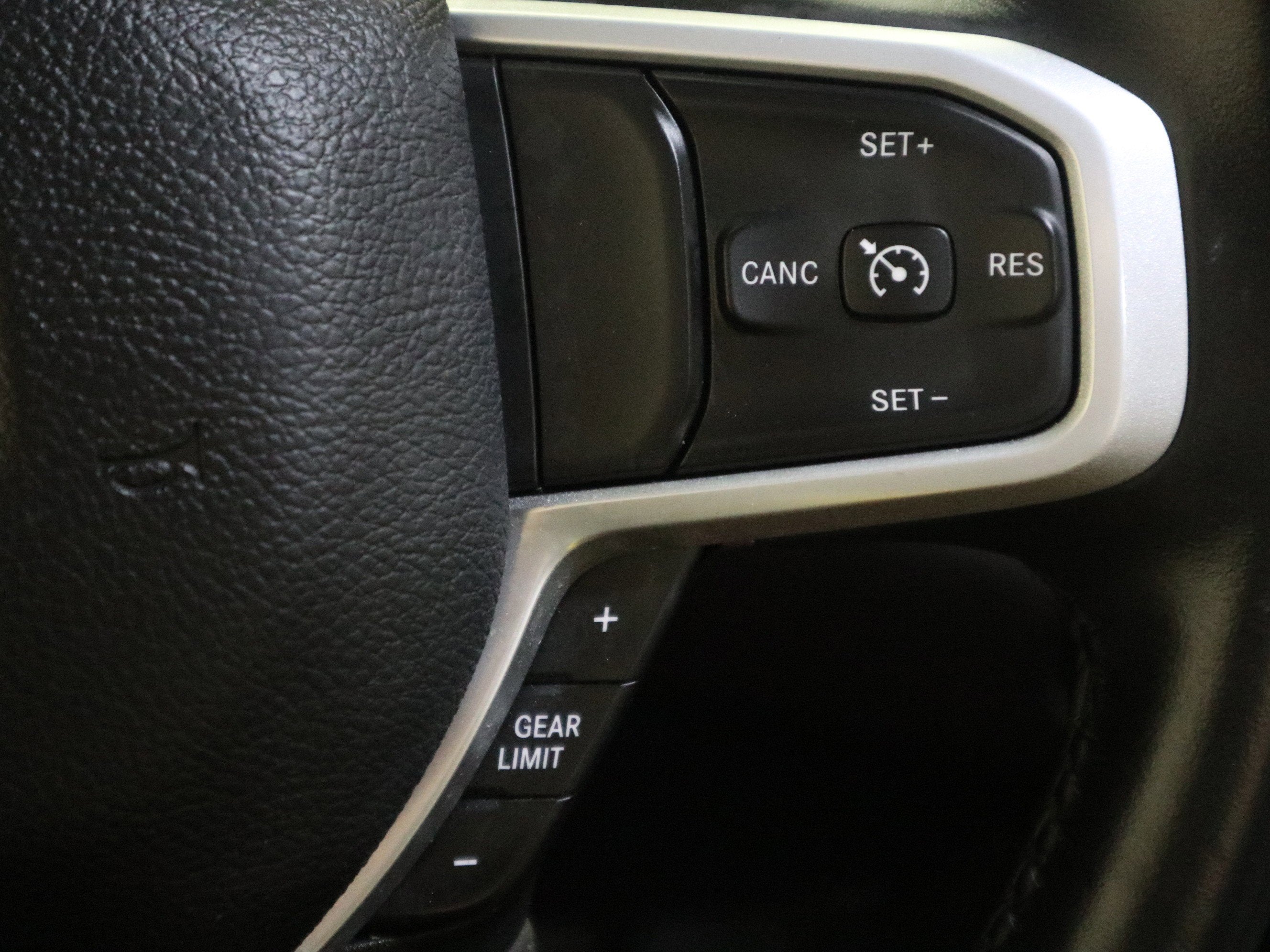 2023 RAM 2500 Big Horn Crew Cab 4x4 6'4" Box