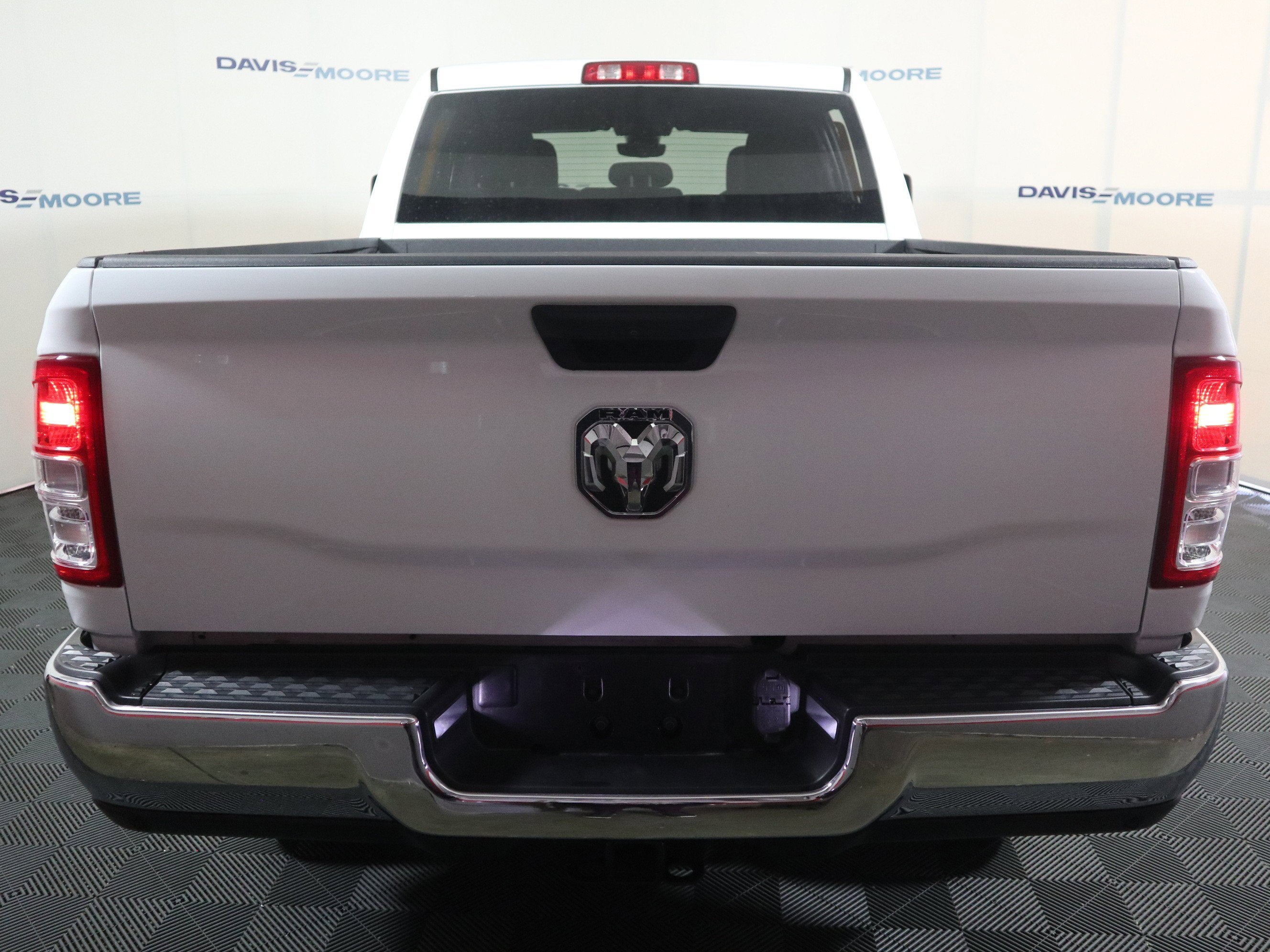 2023 RAM 2500 Big Horn Crew Cab 4x4 6'4" Box