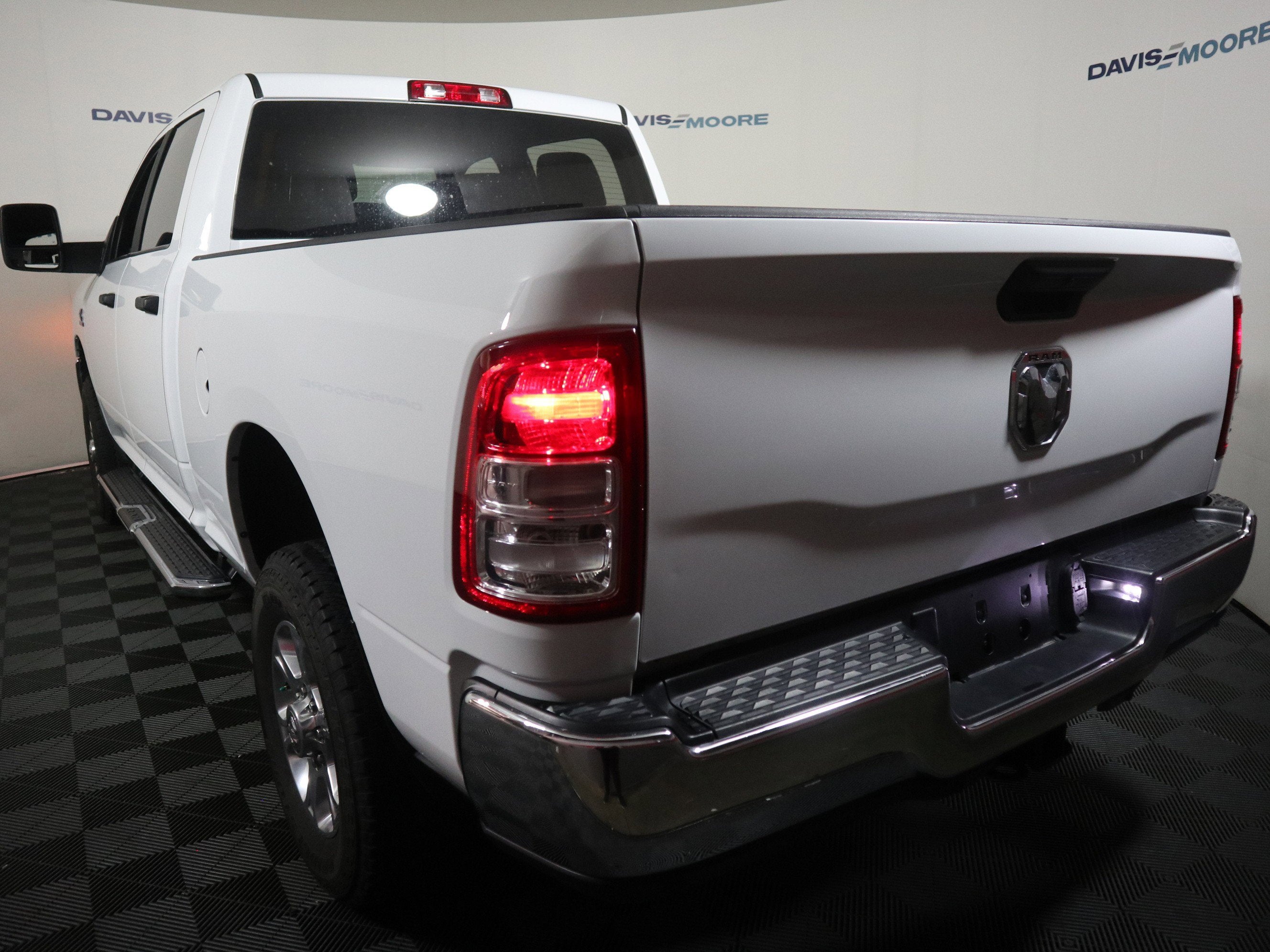 2023 RAM 2500 Big Horn Crew Cab 4x4 6'4" Box