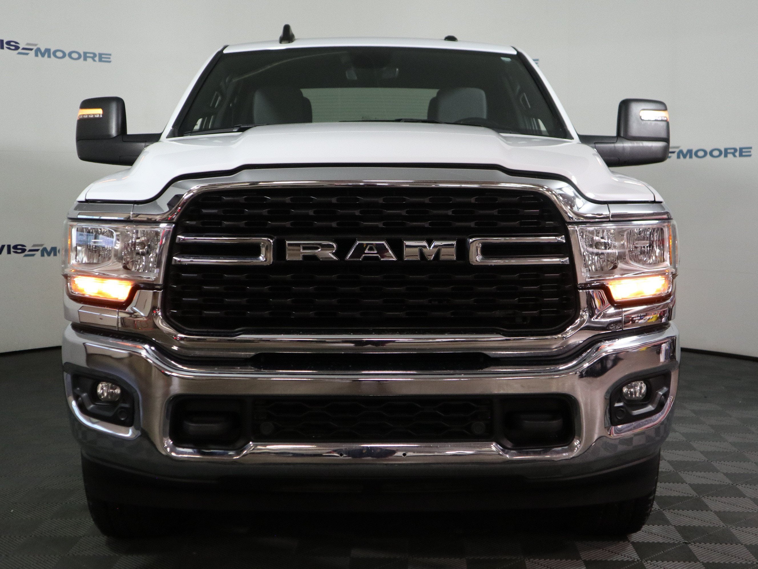 2024 RAM 2500 Big Horn Crew Cab 4x4 6'4" Box