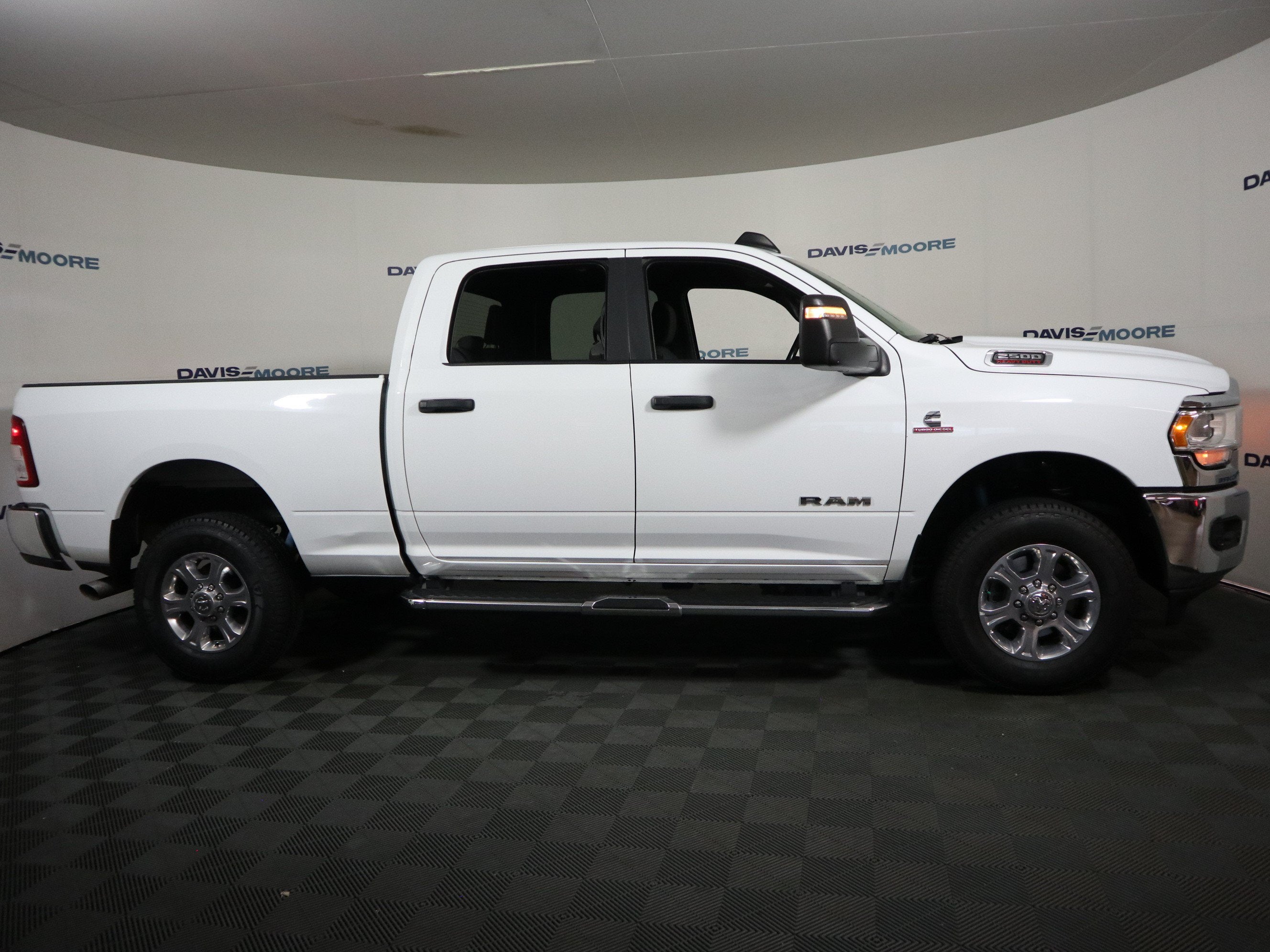 2024 RAM 2500 Big Horn Crew Cab 4x4 6'4" Box