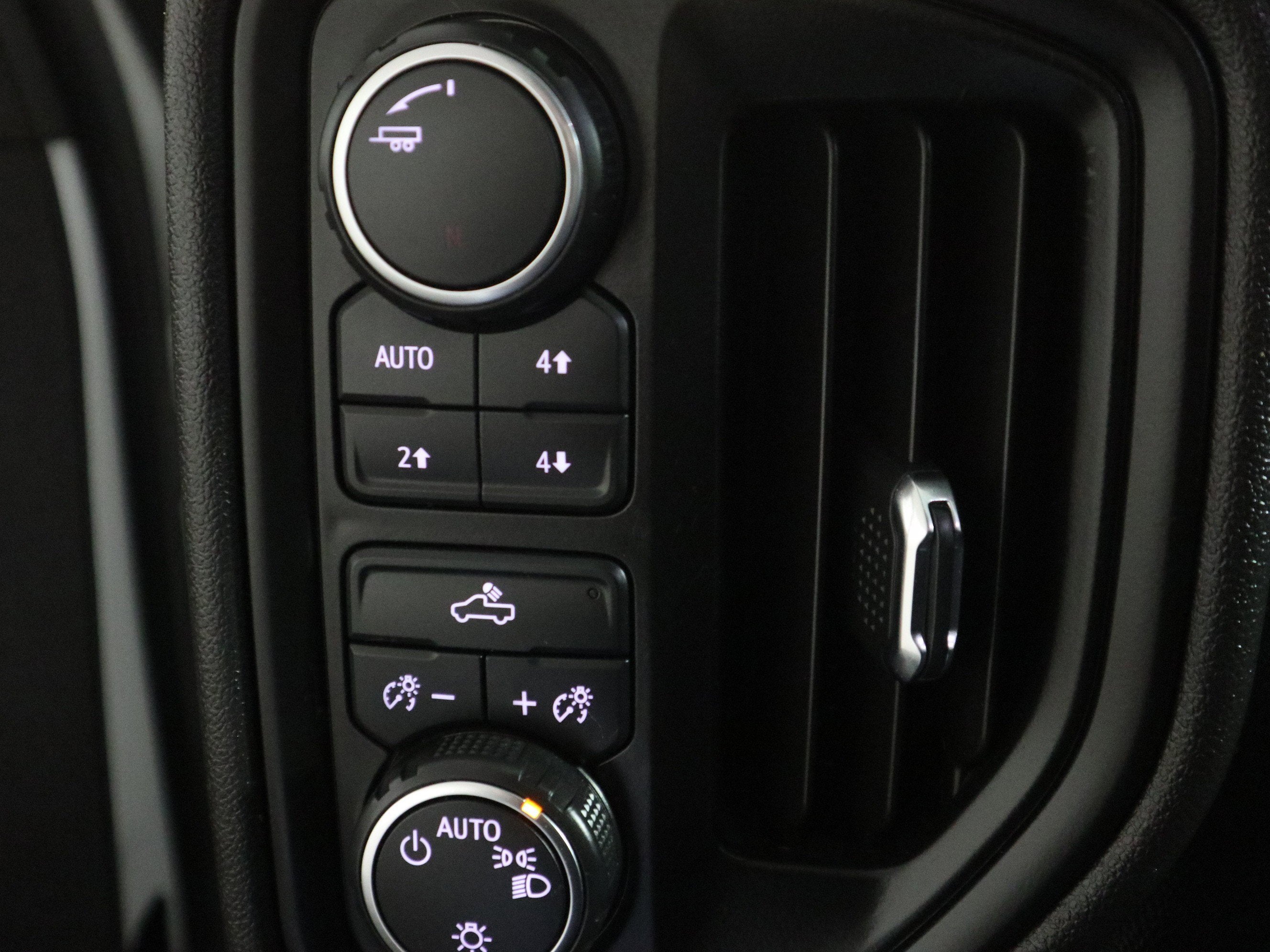 2021 Chevrolet Silverado 1500 Custom Trail Boss